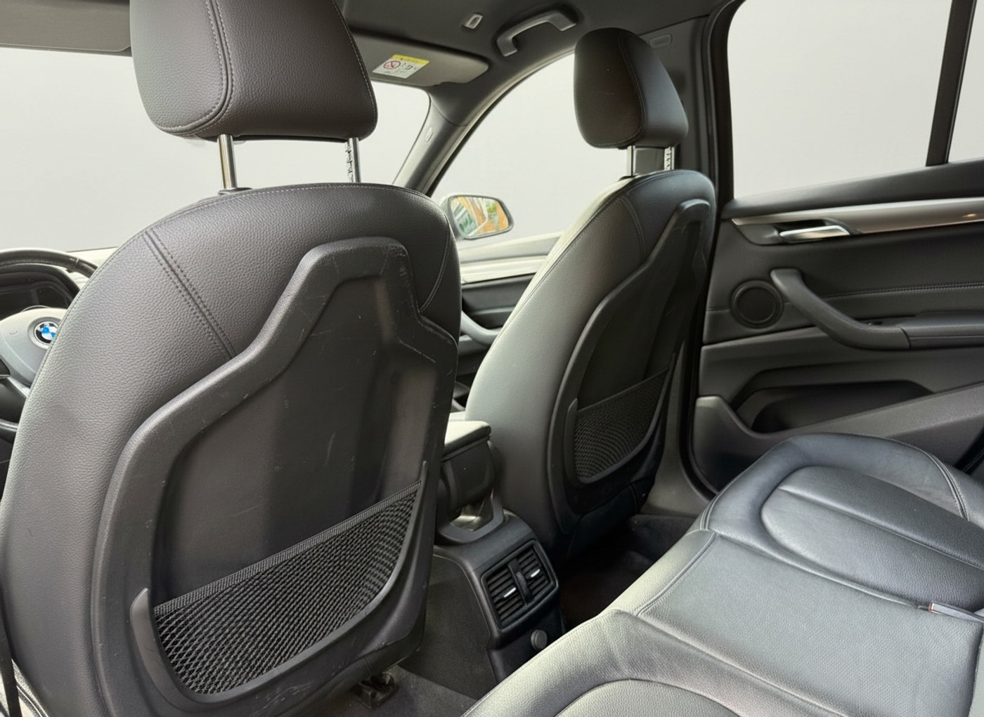 Foto van BMW X1 Xdrive20i