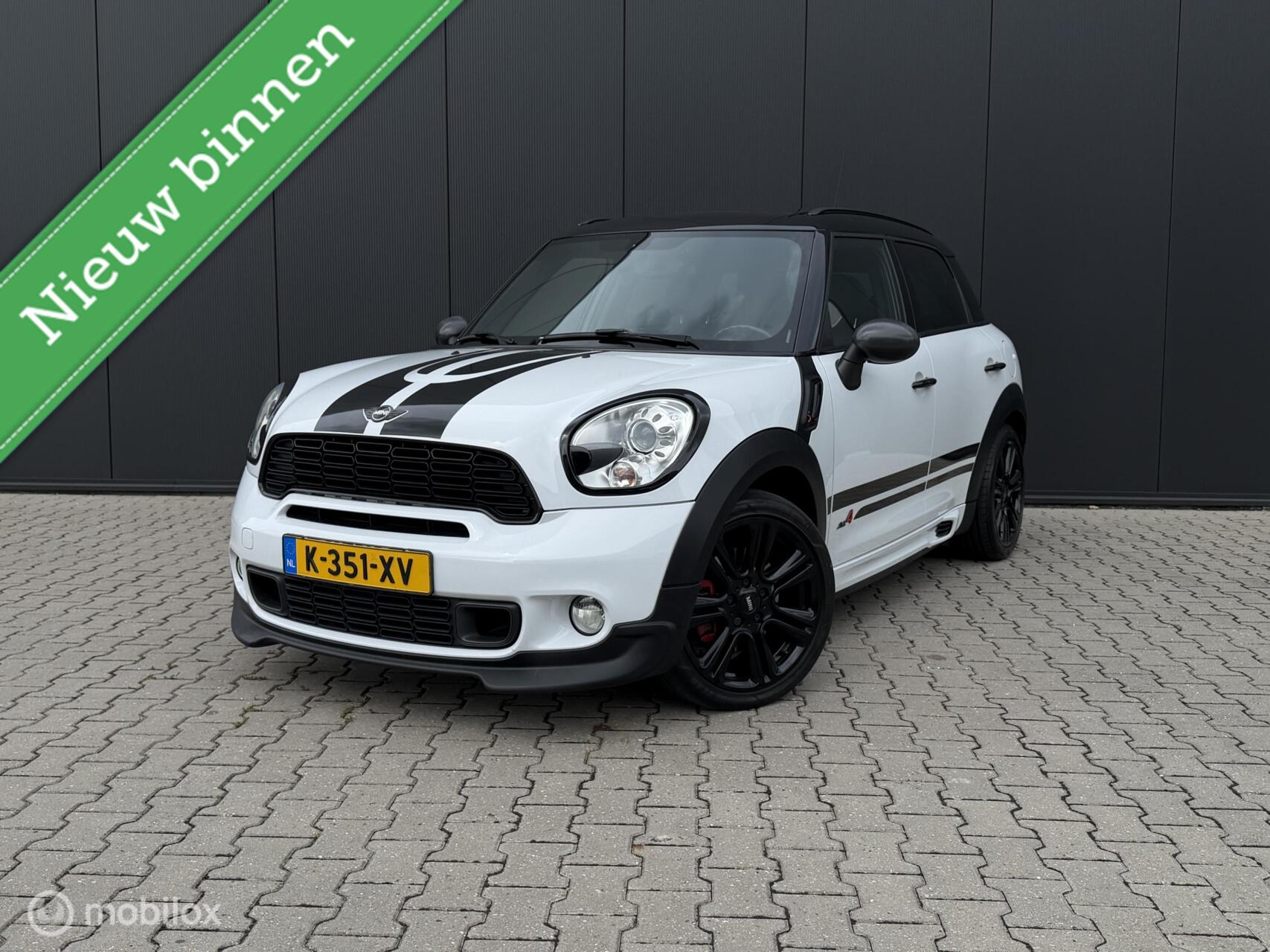 Foto van MINI COOPER S ALL4