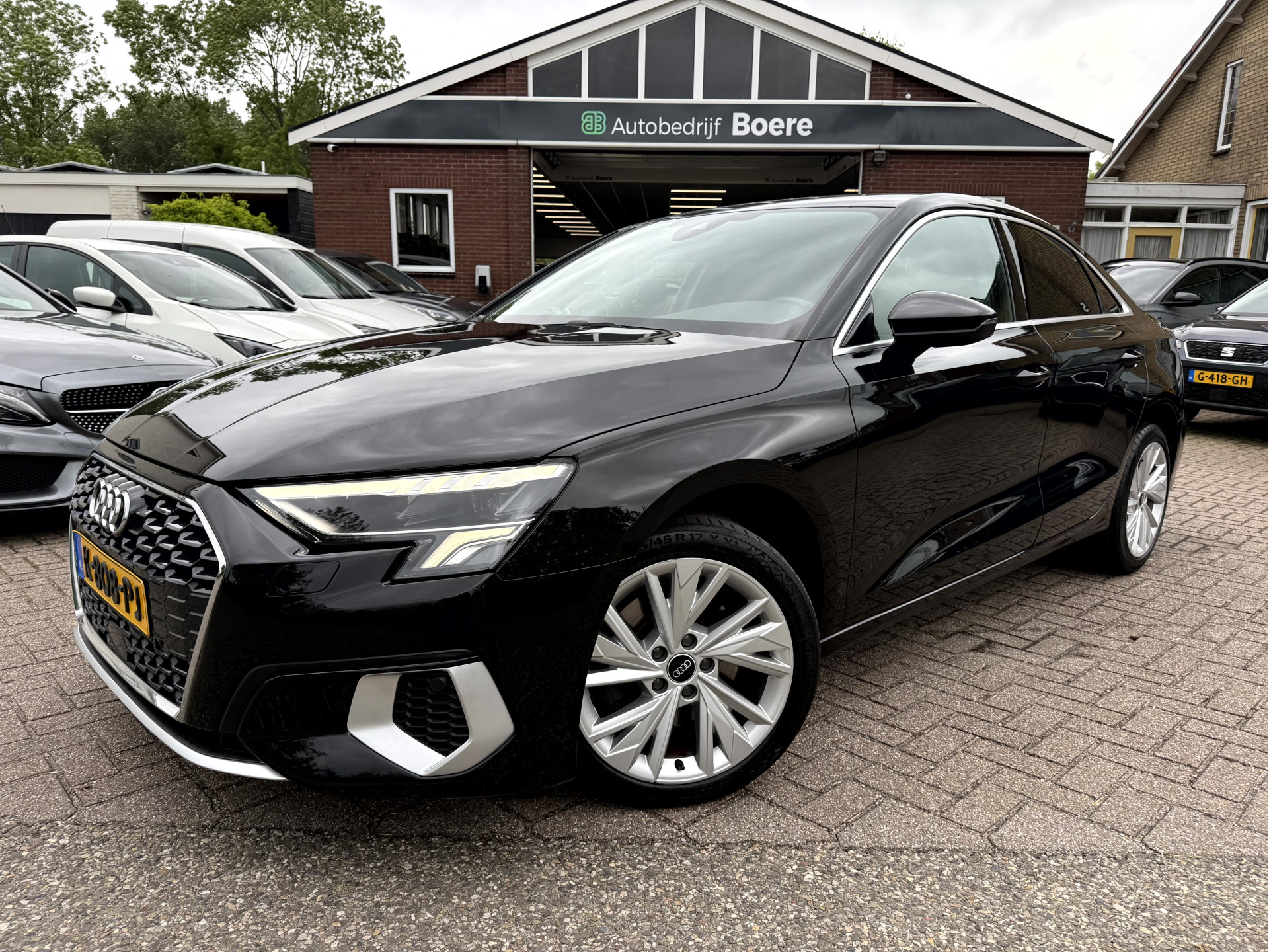 Audi A3 Limousine 30 TFSI Edition 2021 - voorkant