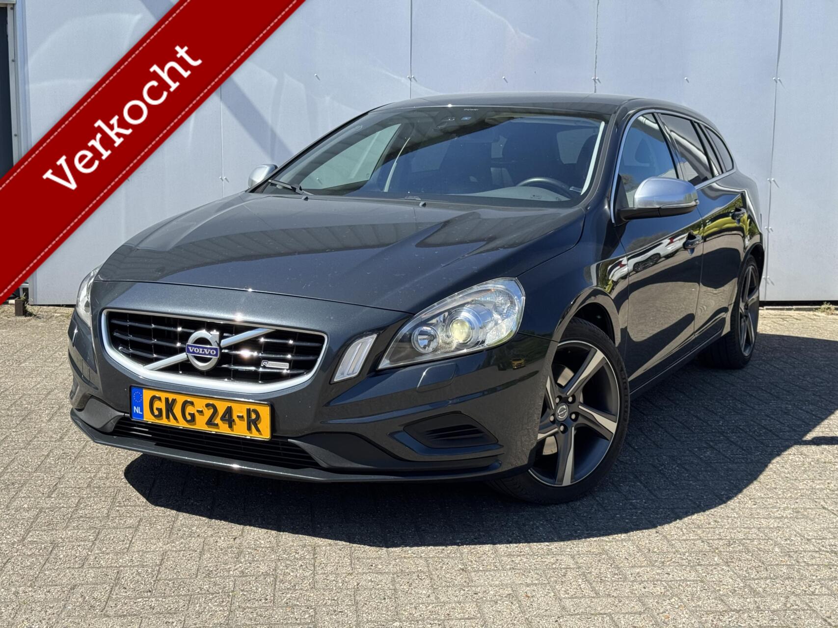 Volvo V60 3.0 T6 AWD R-Design 2011 - voorkant