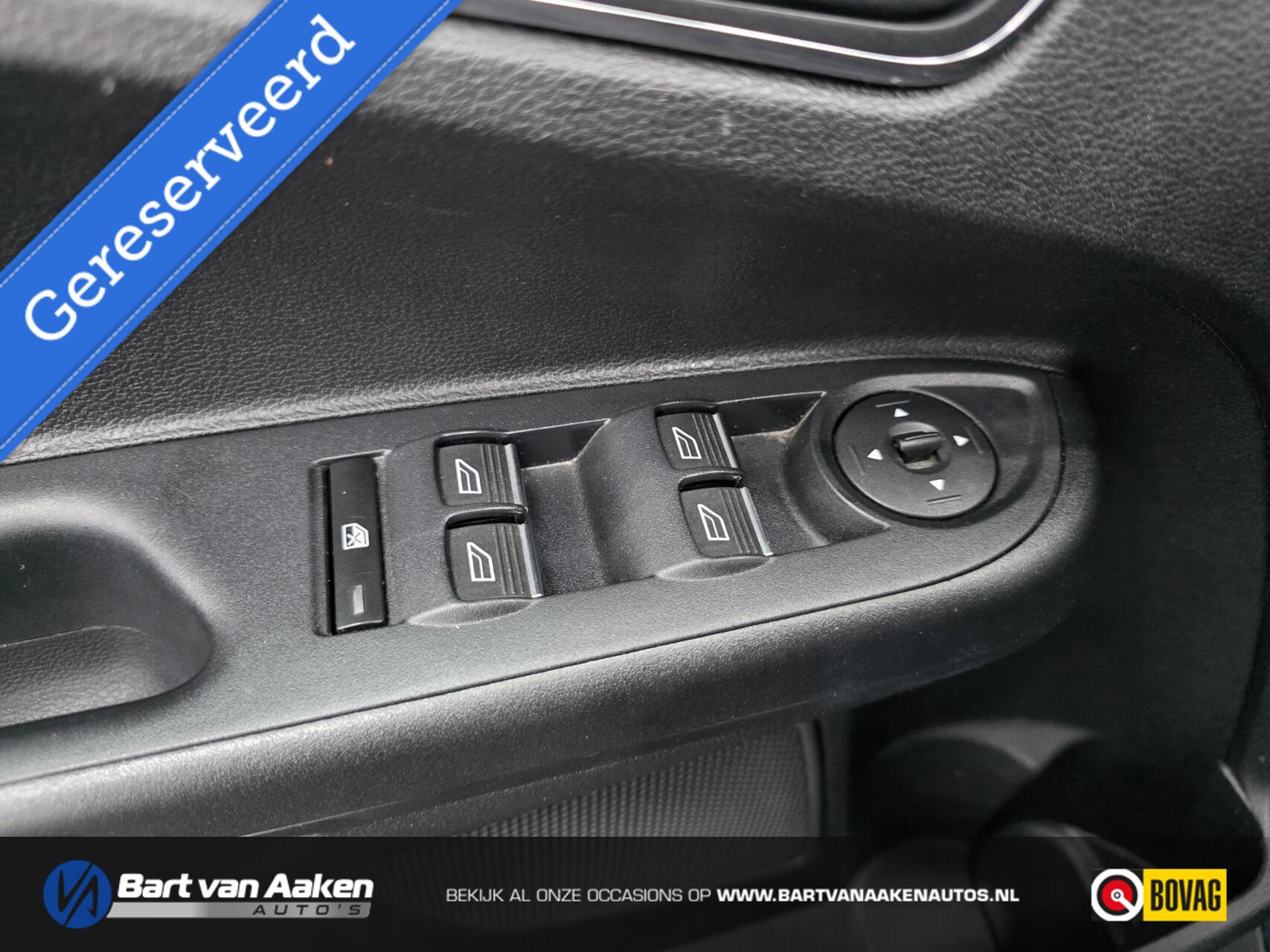 Foto van Ford B-max