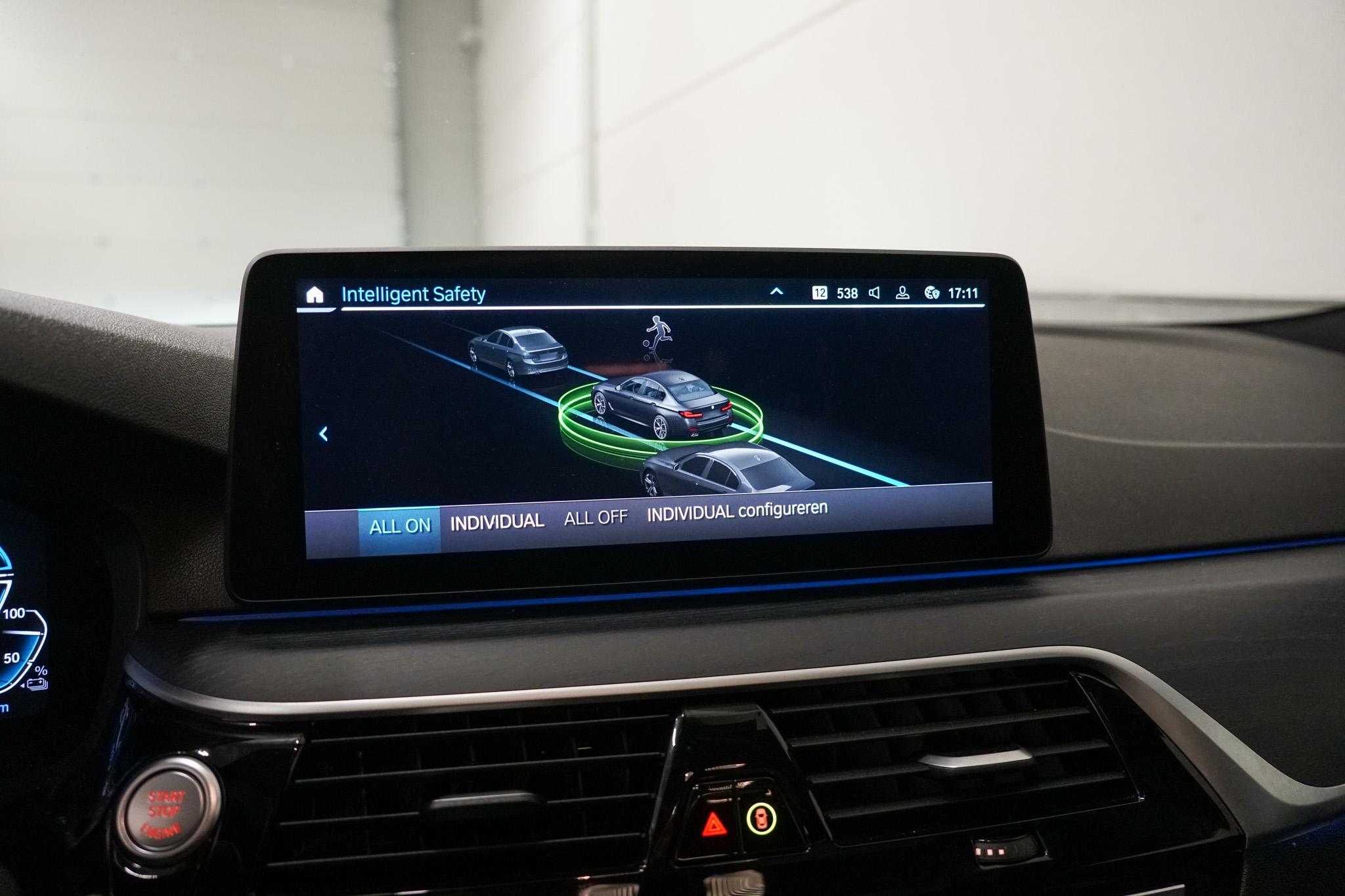 Foto van BMW 530e