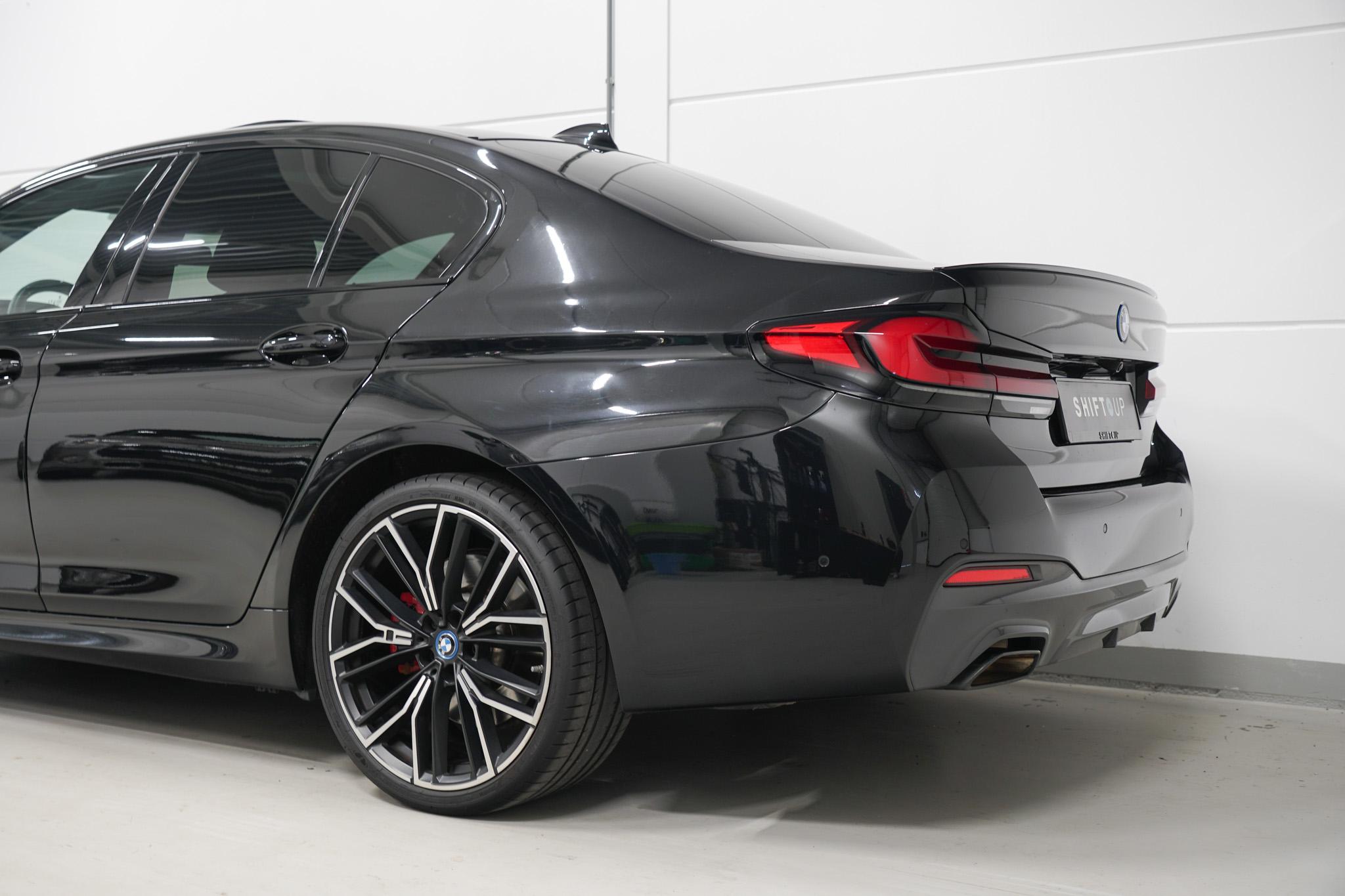 Foto van BMW 530e