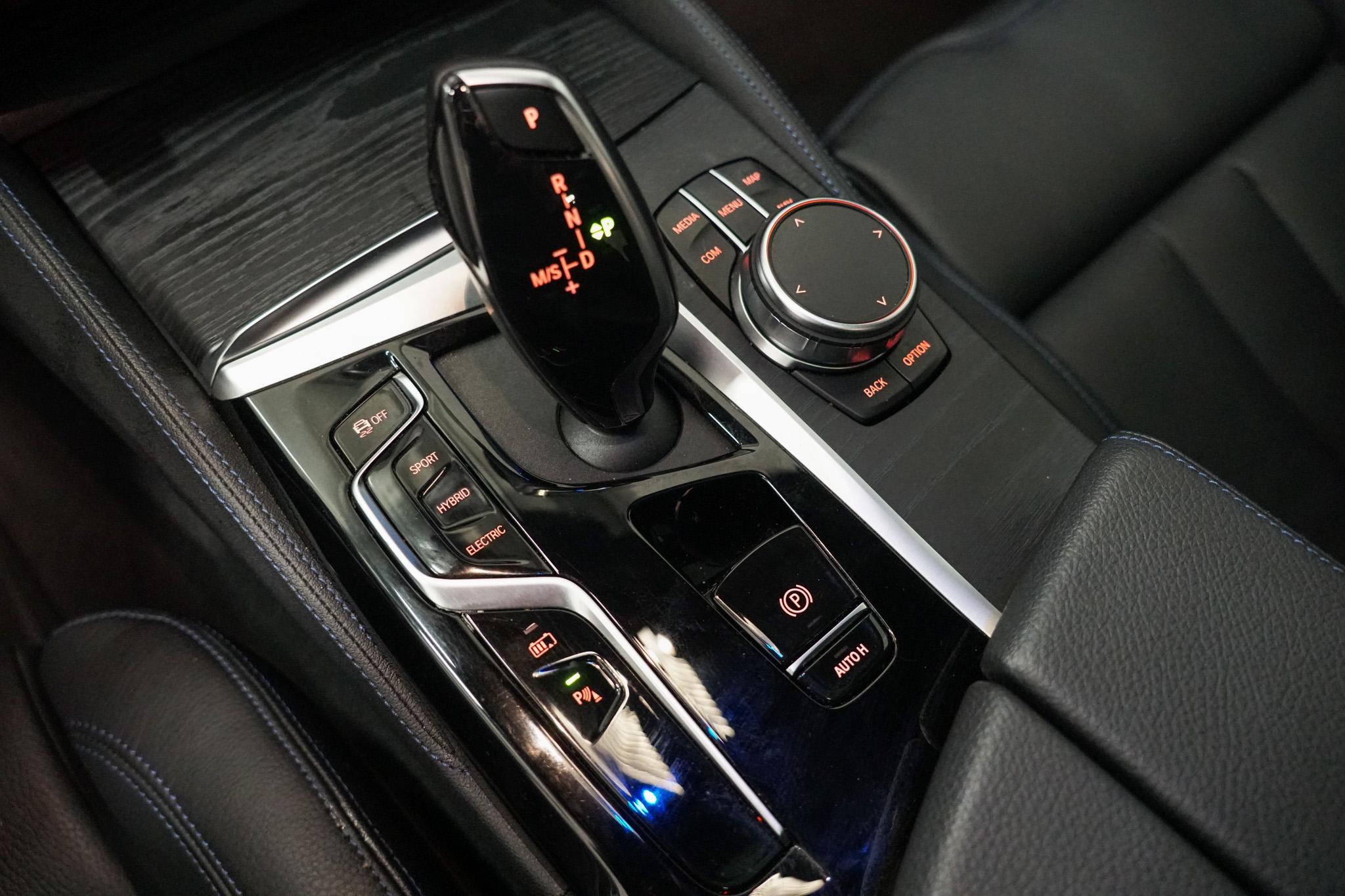 Foto van BMW 530e