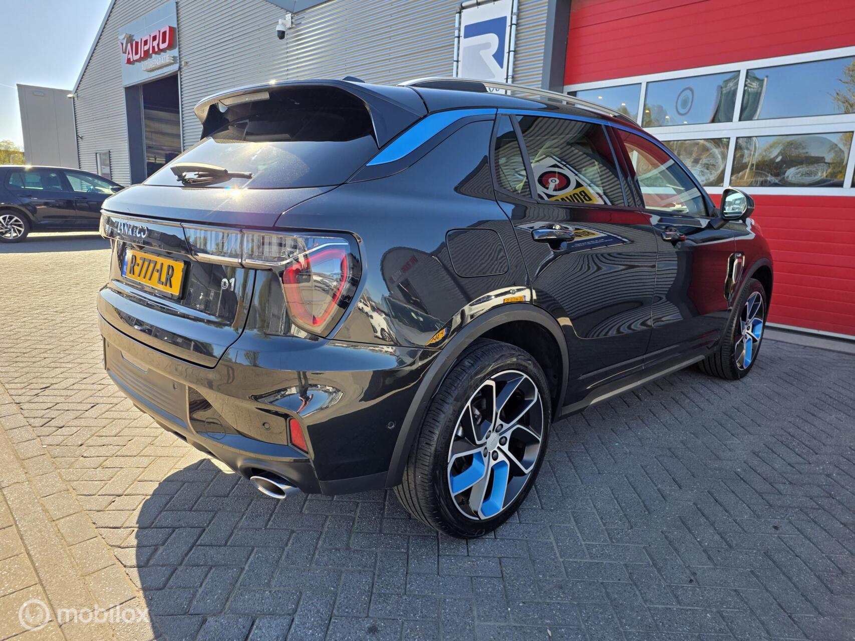 Foto van Lynk&co LYNK & Co 01