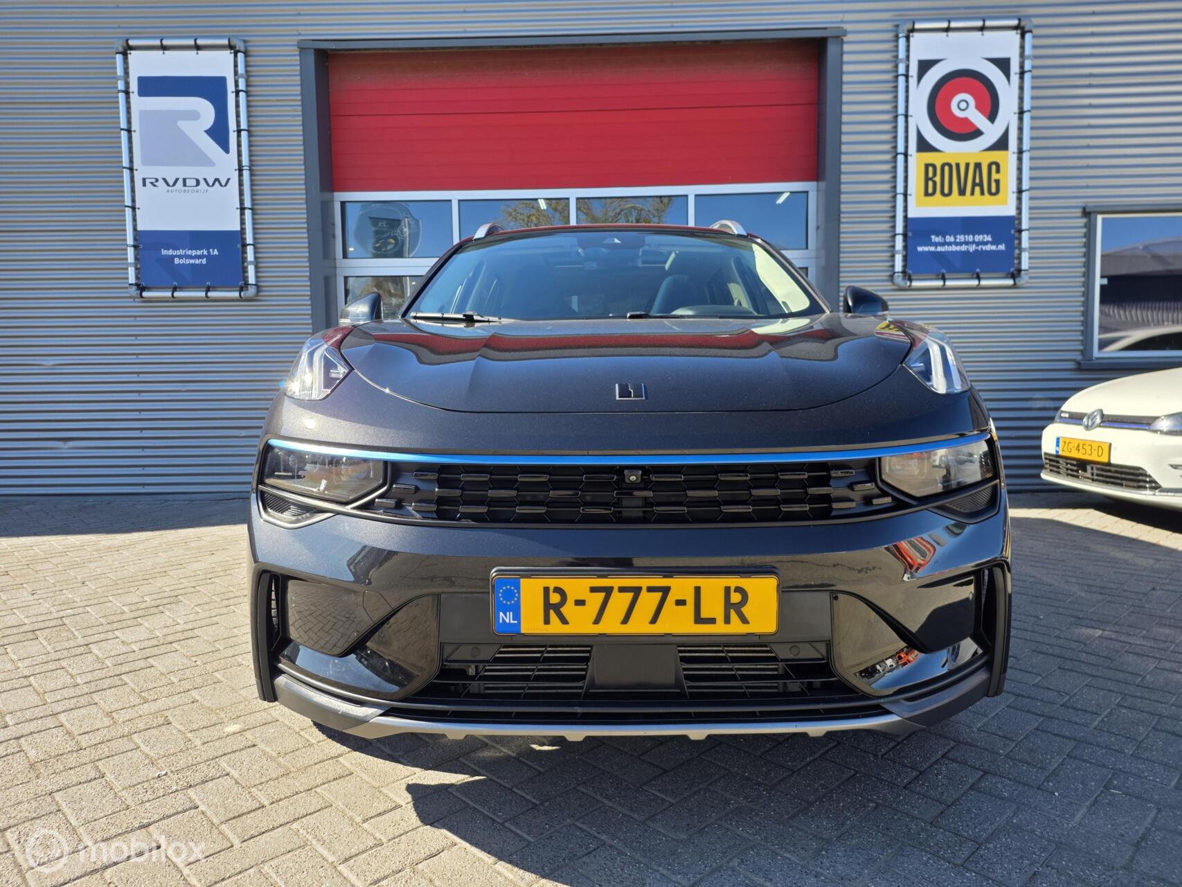 Foto van Lynk&co LYNK & Co 01