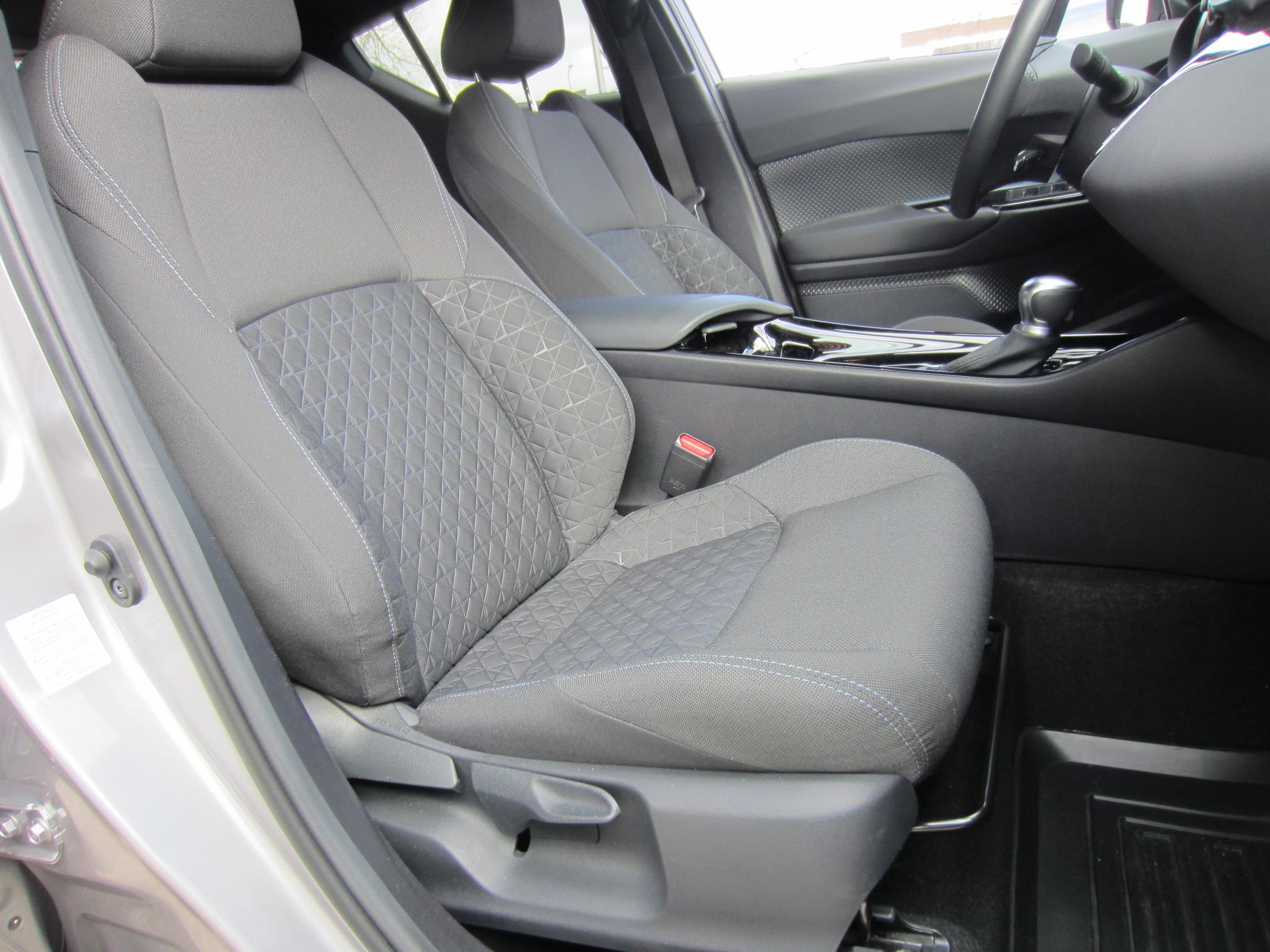 Foto van Toyota Toyota C-hr