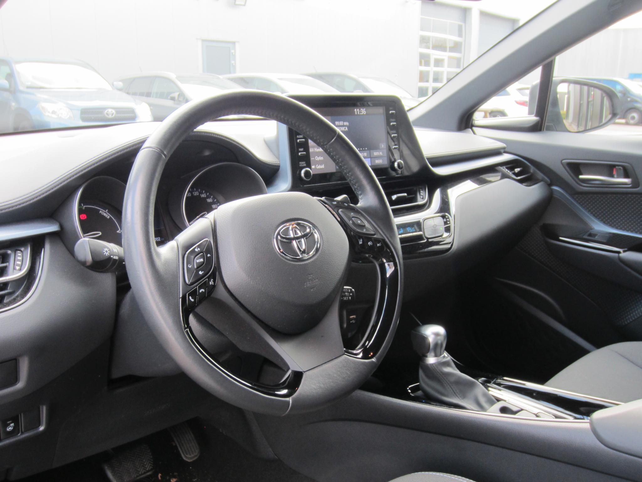Foto van Toyota Toyota C-hr