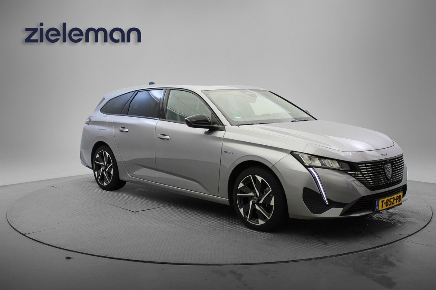 Peugeot 308 1.6 HYbrid 180 Allure Pack Business 2023 - voorkant