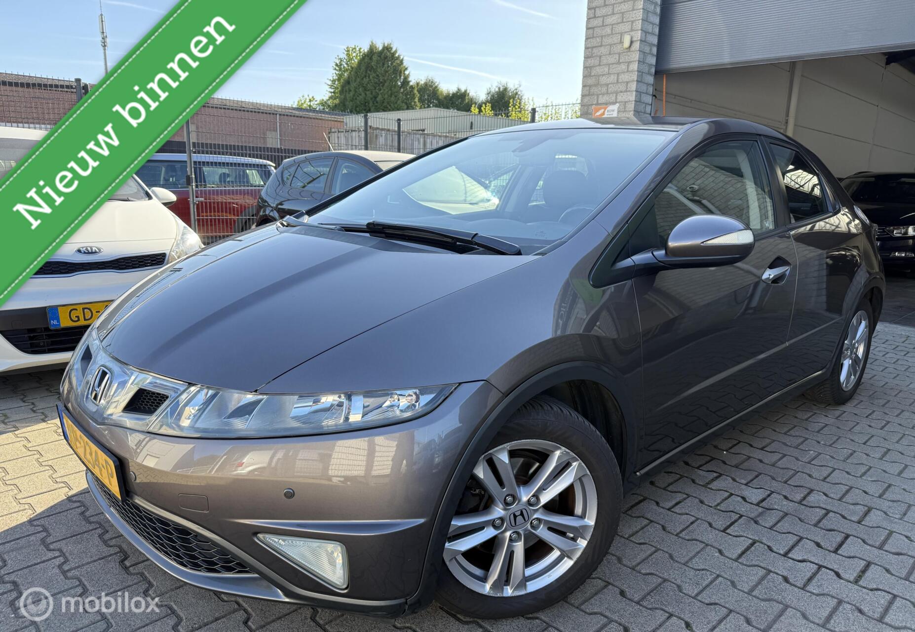 Foto van HONDA CIVIC 5DR