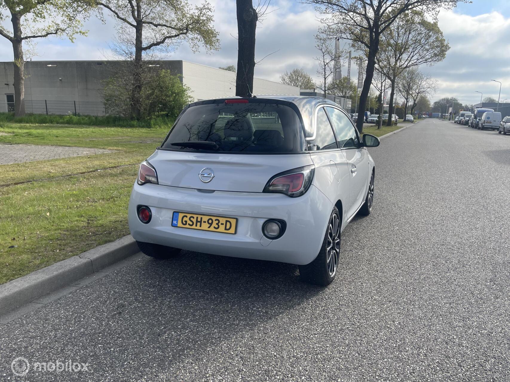 Foto van Opel Adam