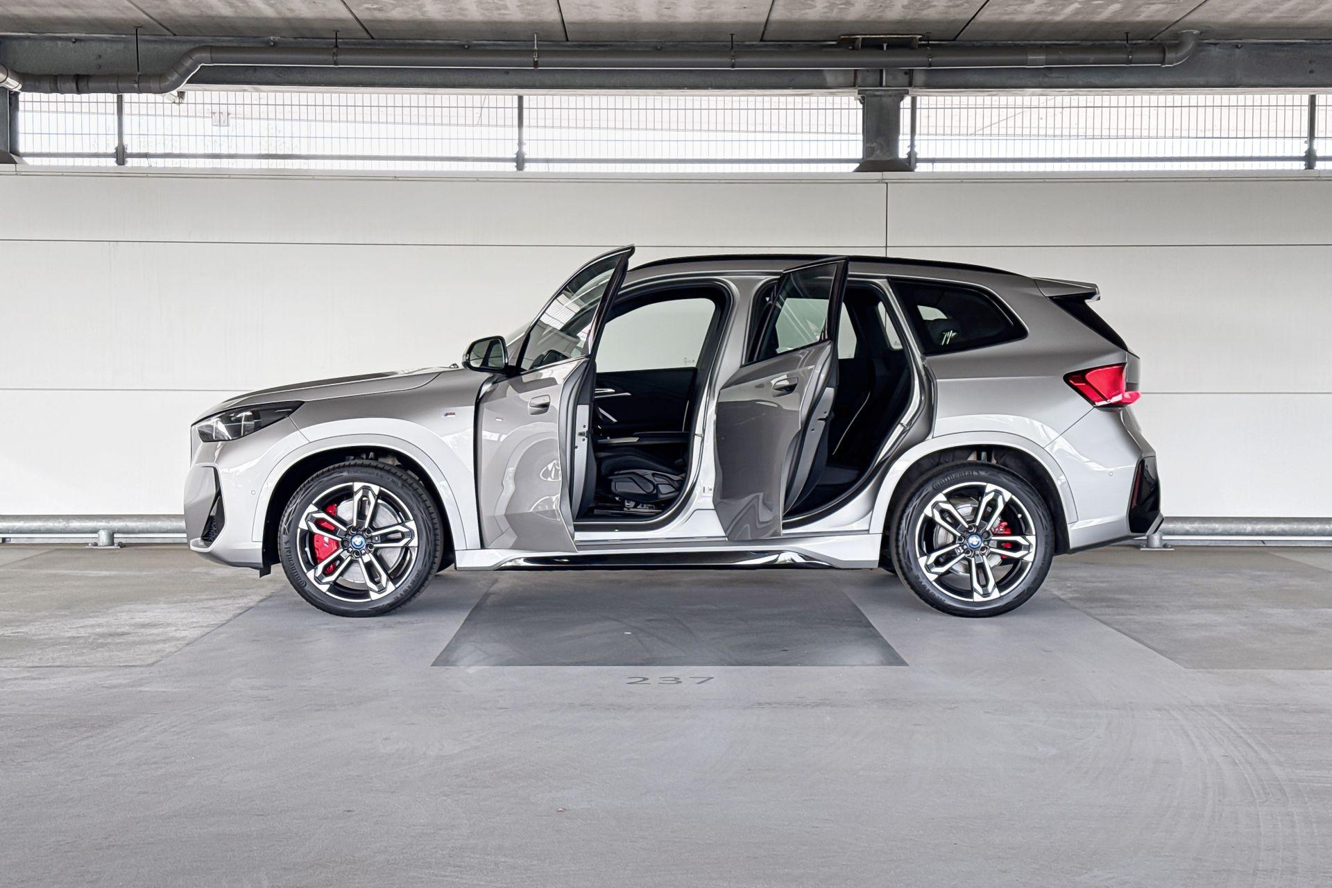 Foto van BMW Ix1 Edrive20