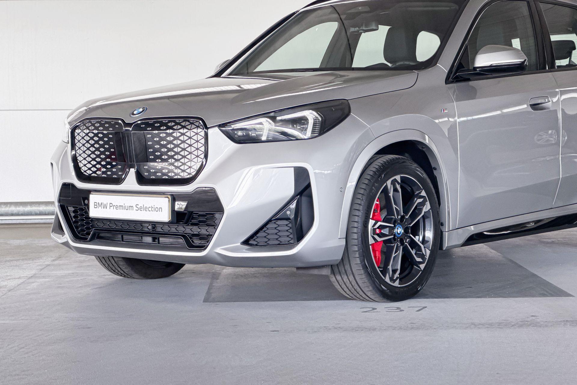Foto van BMW Ix1 Edrive20