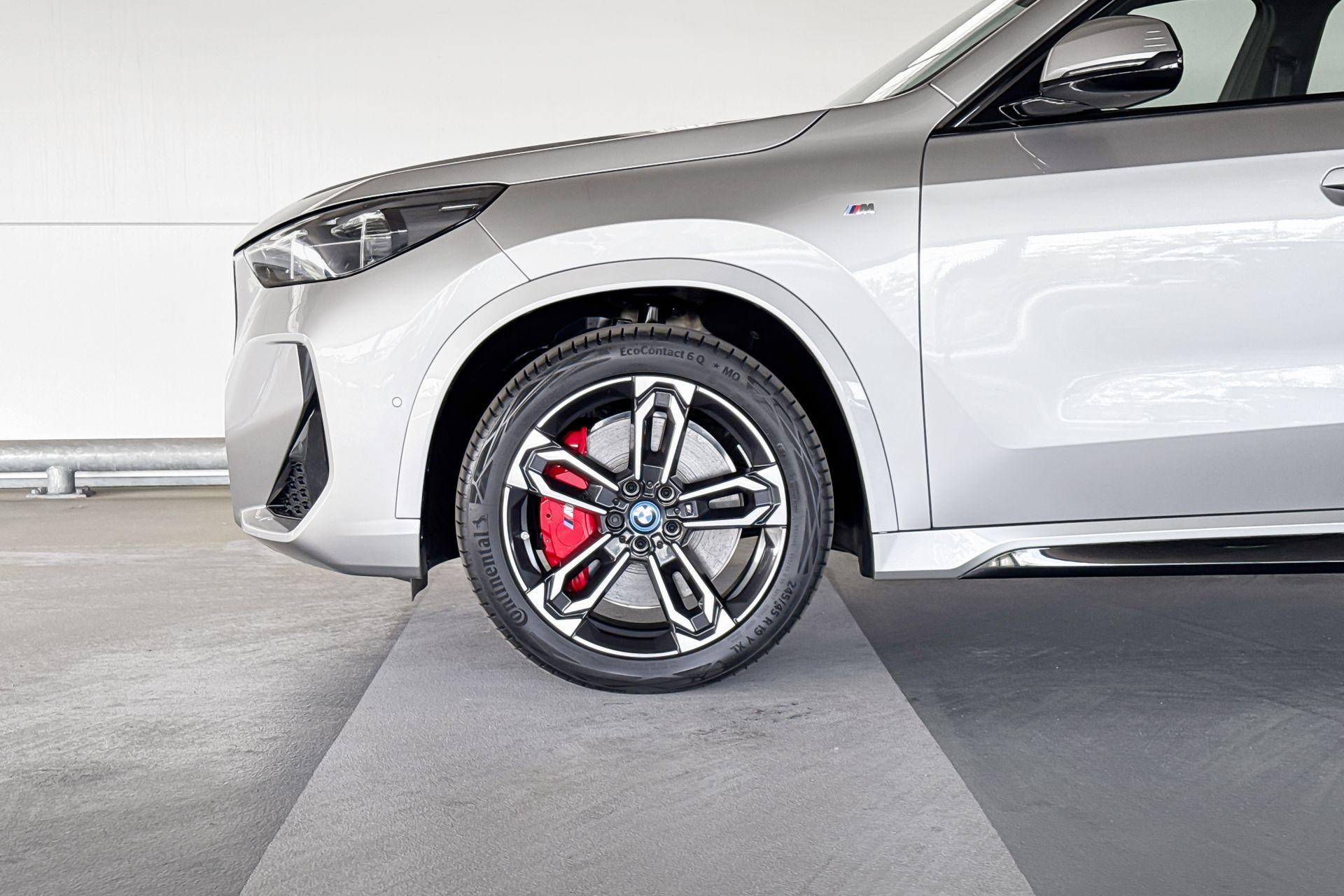 Foto van BMW Ix1 Edrive20