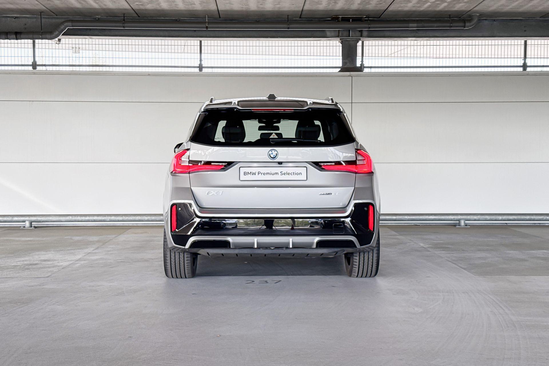 Foto van BMW Ix1 Edrive20