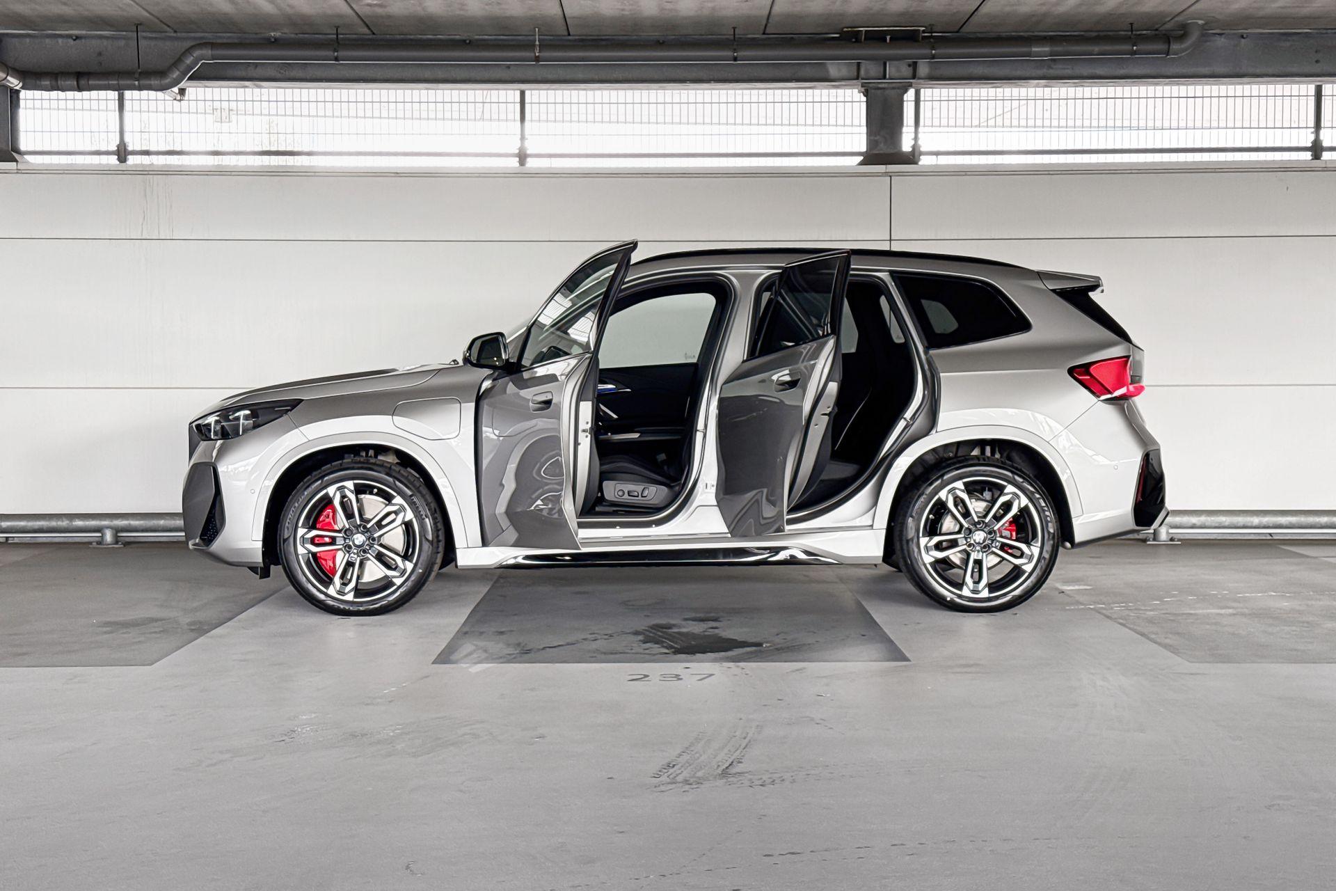 Foto van BMW X1 Xdrive25e