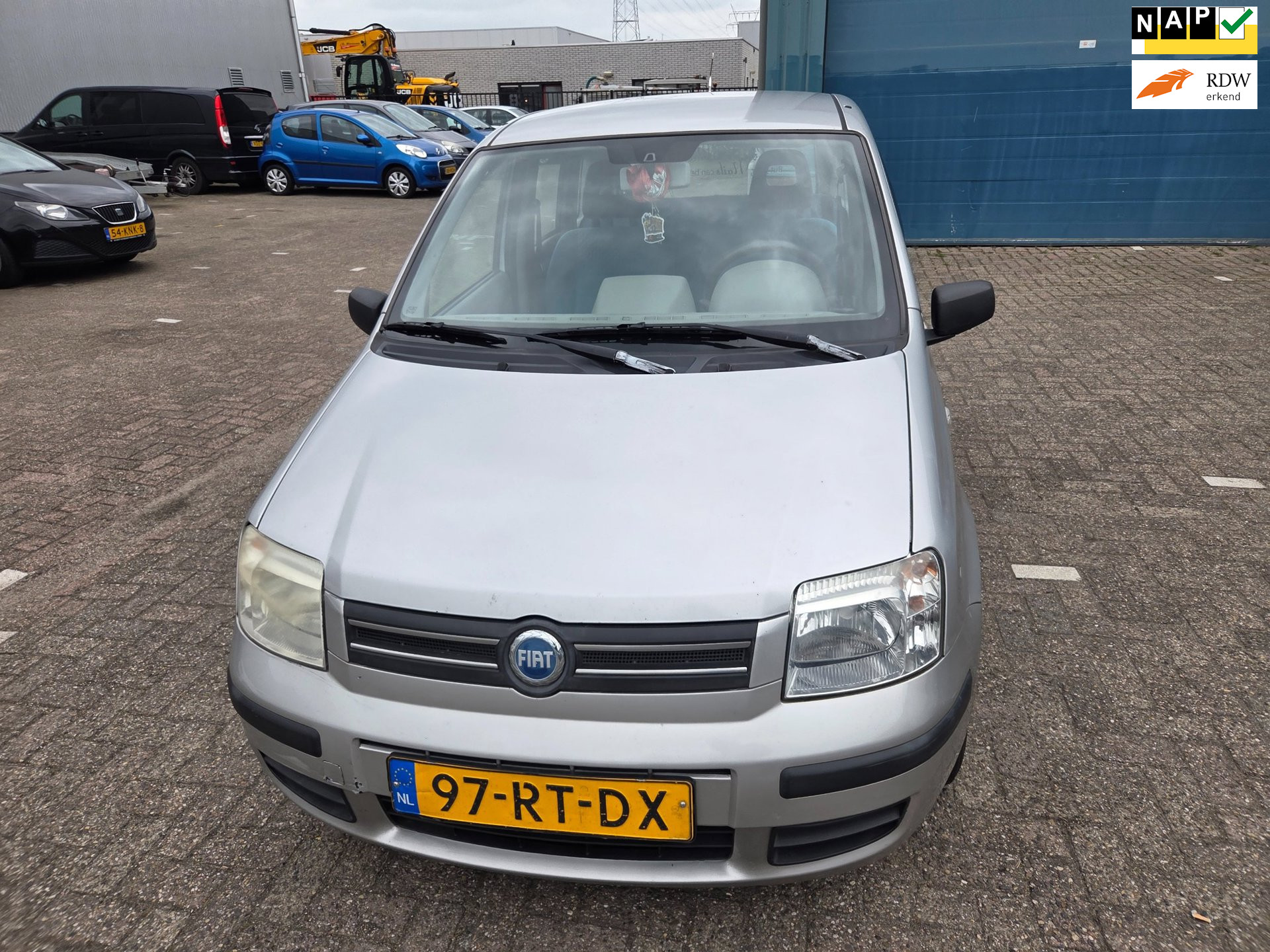 Fiat Fiat Panda 1.2 Dynamic AUTOMAAT rijdt super 2005 - voorkant