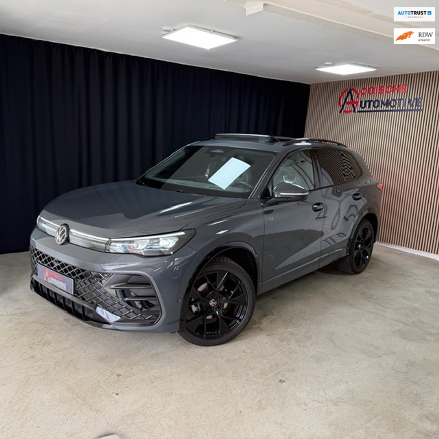 Volkswagen Tiguan 1.5 eTSI Life Ed. 2024 - voorkant