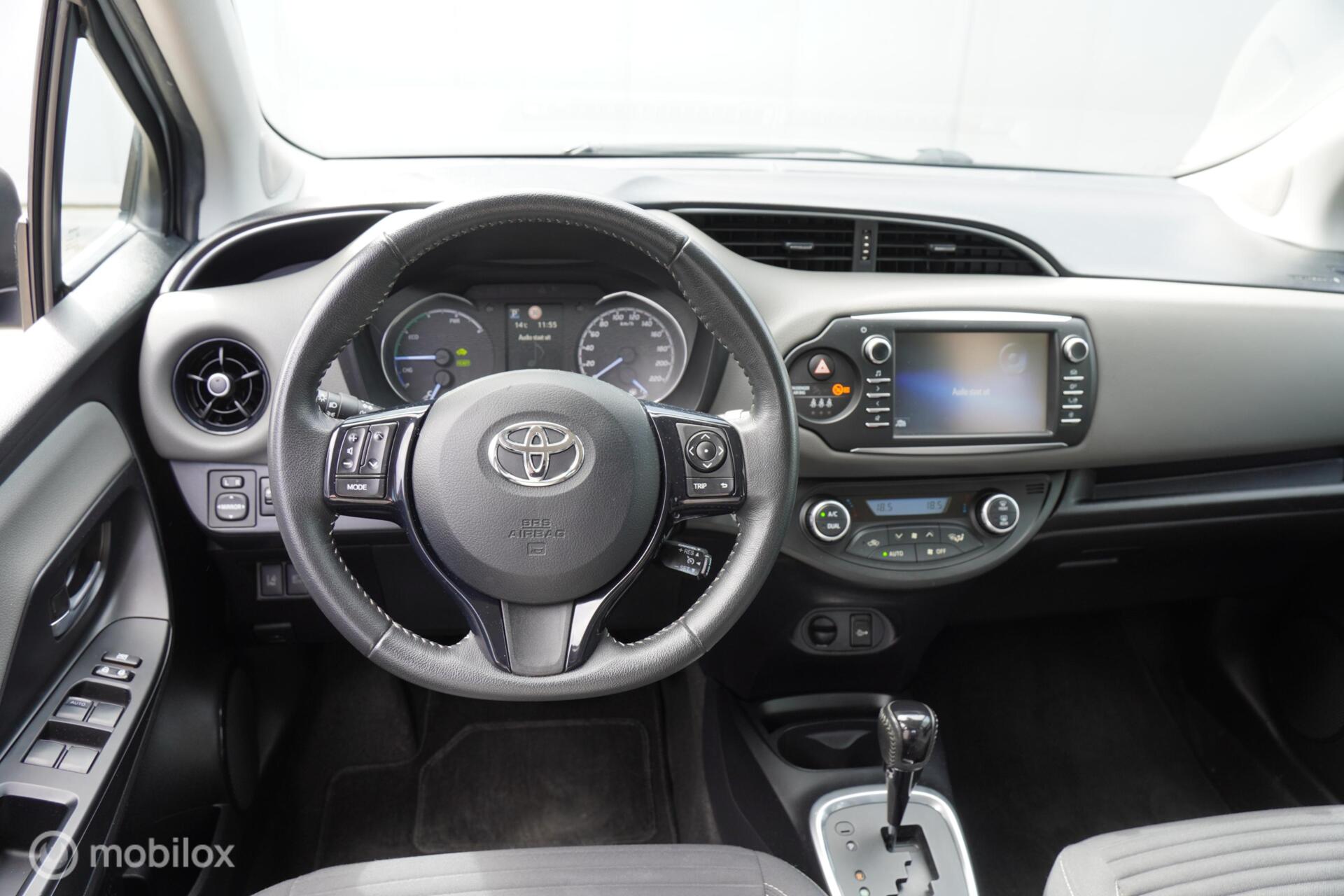 Foto van Toyota Toyota Yaris Hybrid