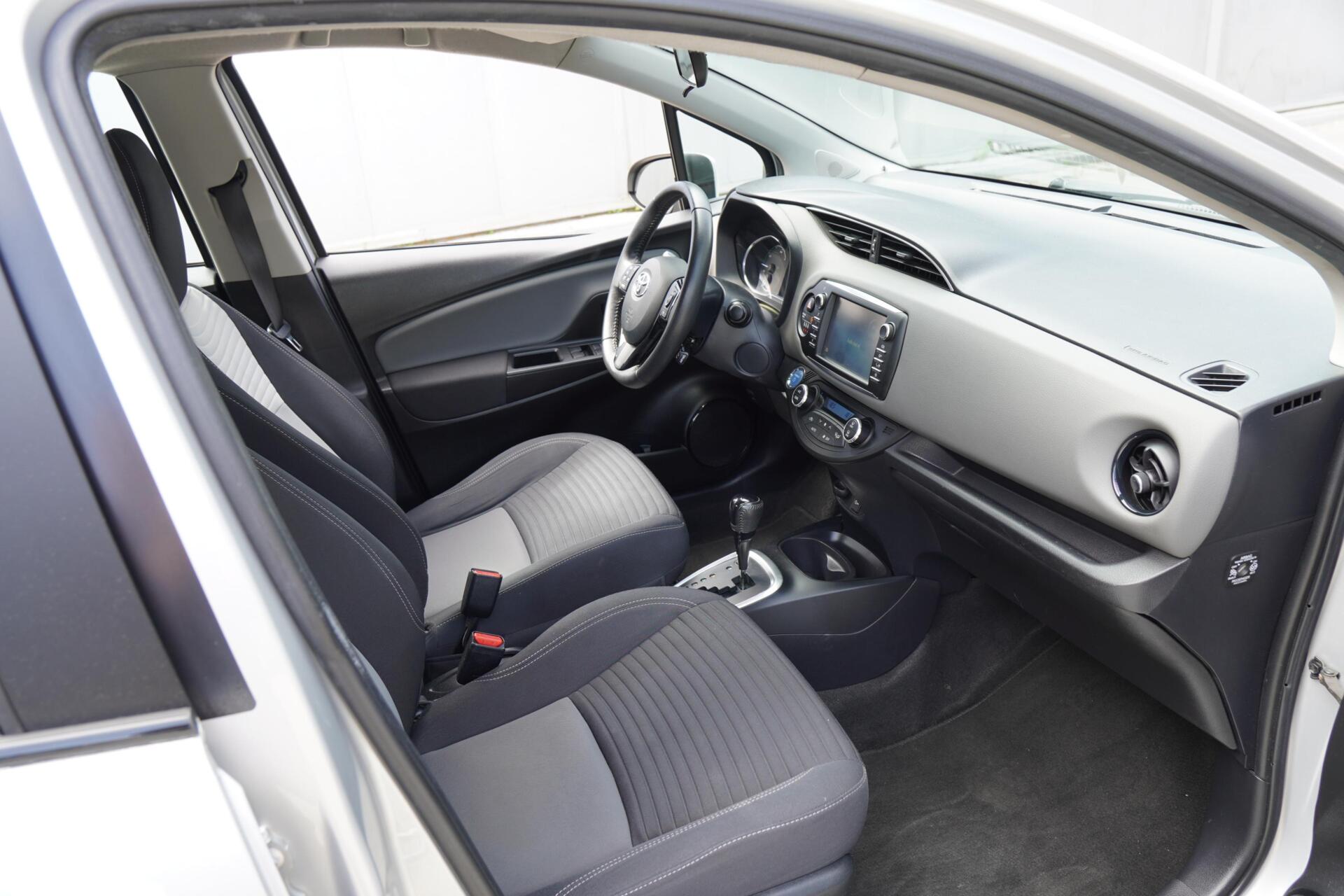 Foto van Toyota Toyota Yaris Hybrid