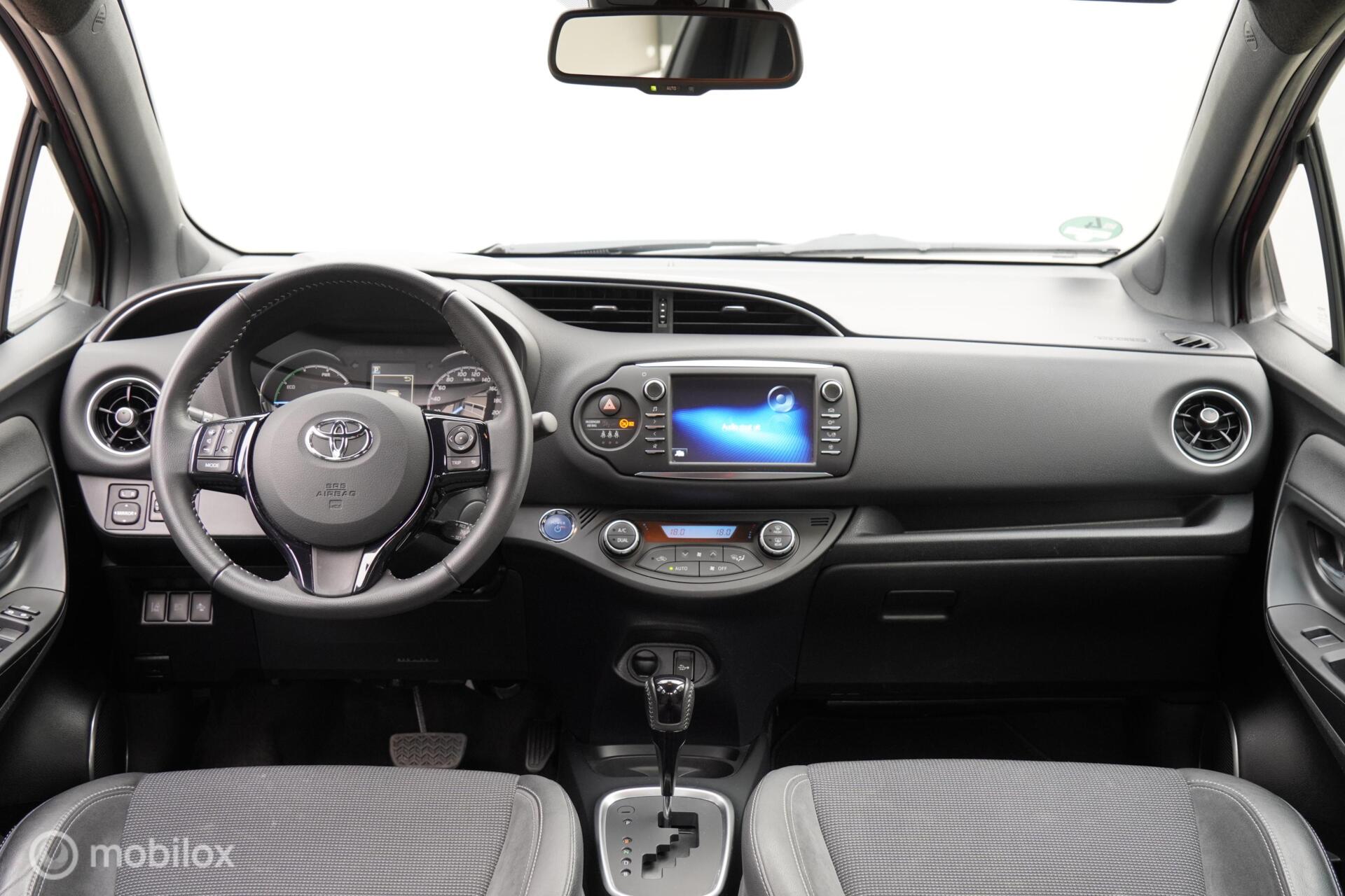 Foto van Toyota Toyota Yaris Hybrid