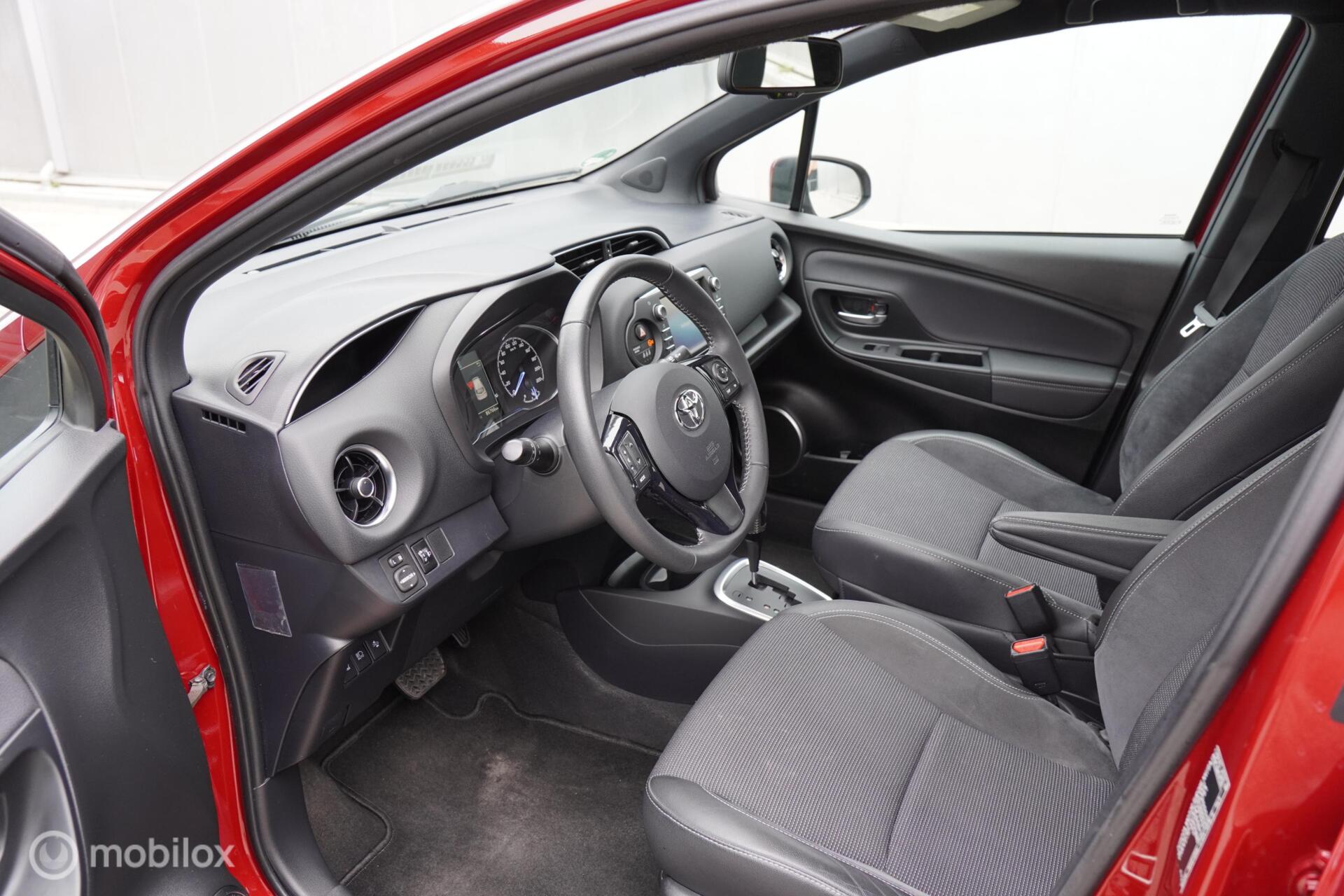 Foto van Toyota Toyota Yaris Hybrid