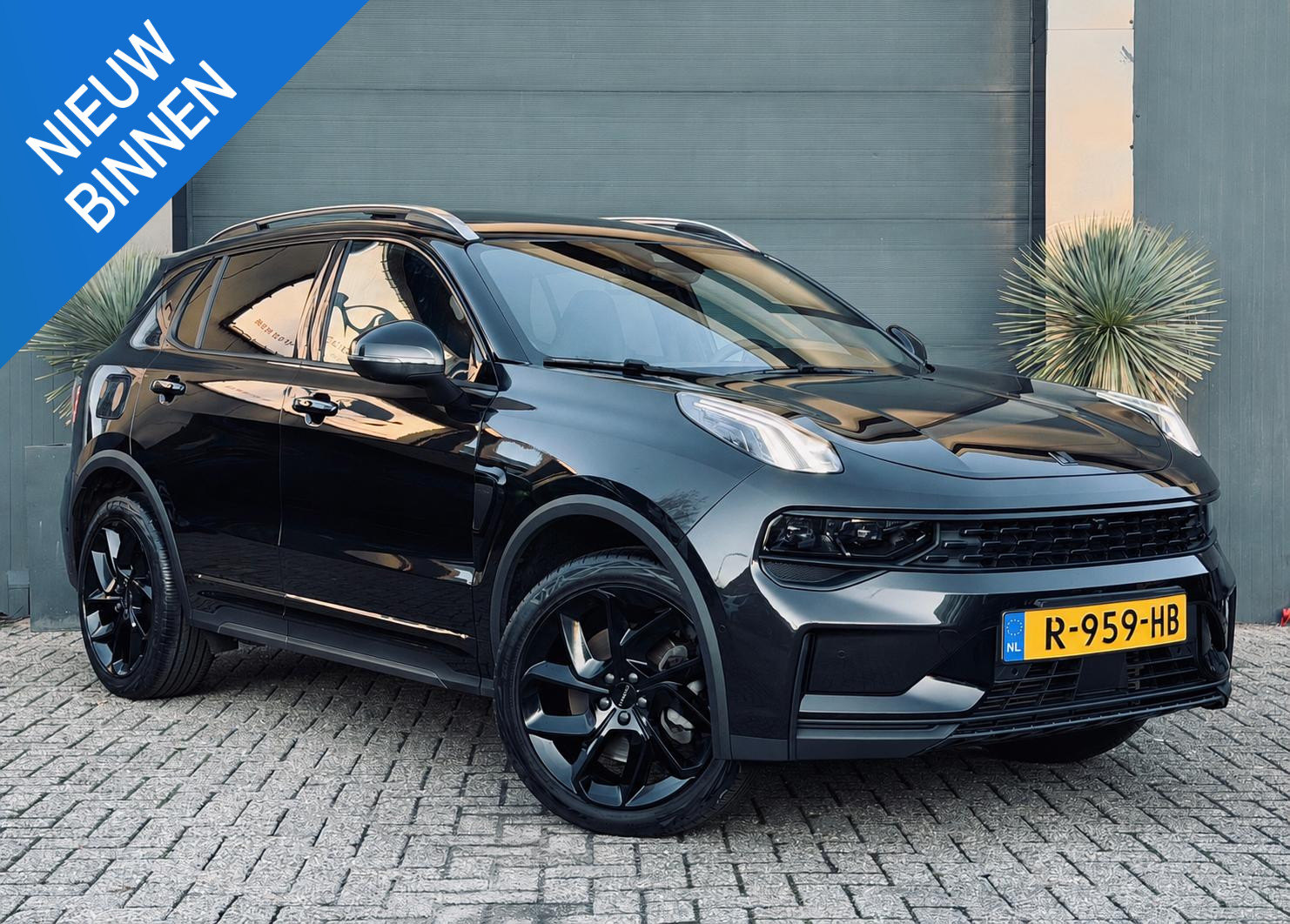 Foto van LYNK&CO LYNK & CO 01