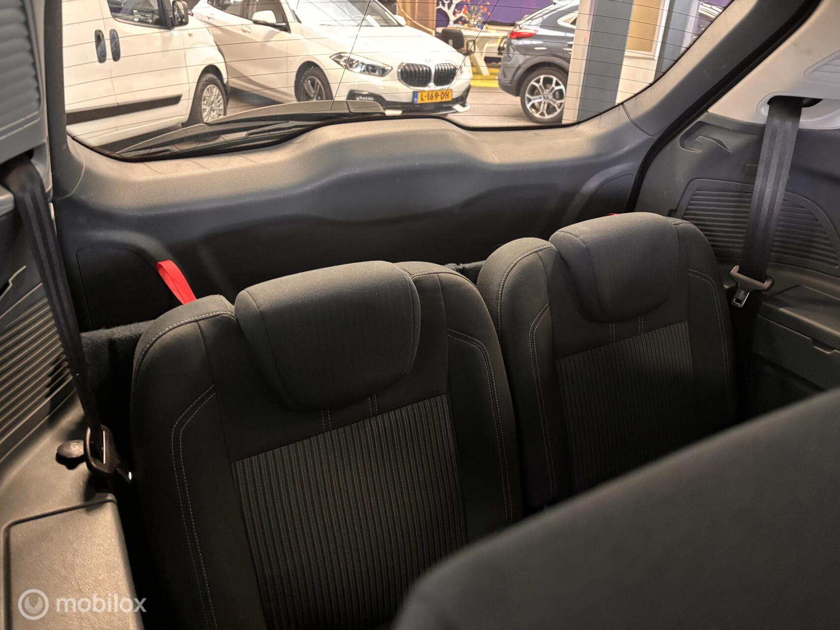 Foto van Ford C-max