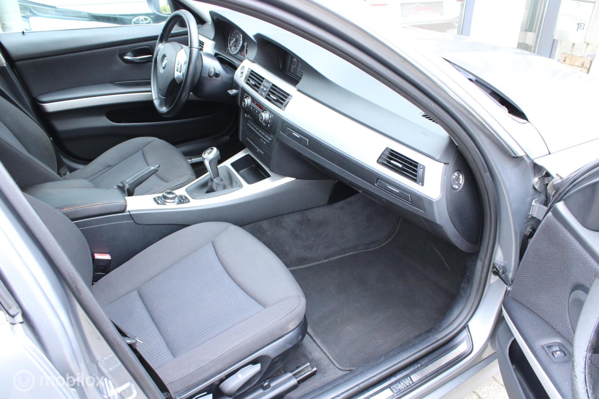 Foto van BMW 318i