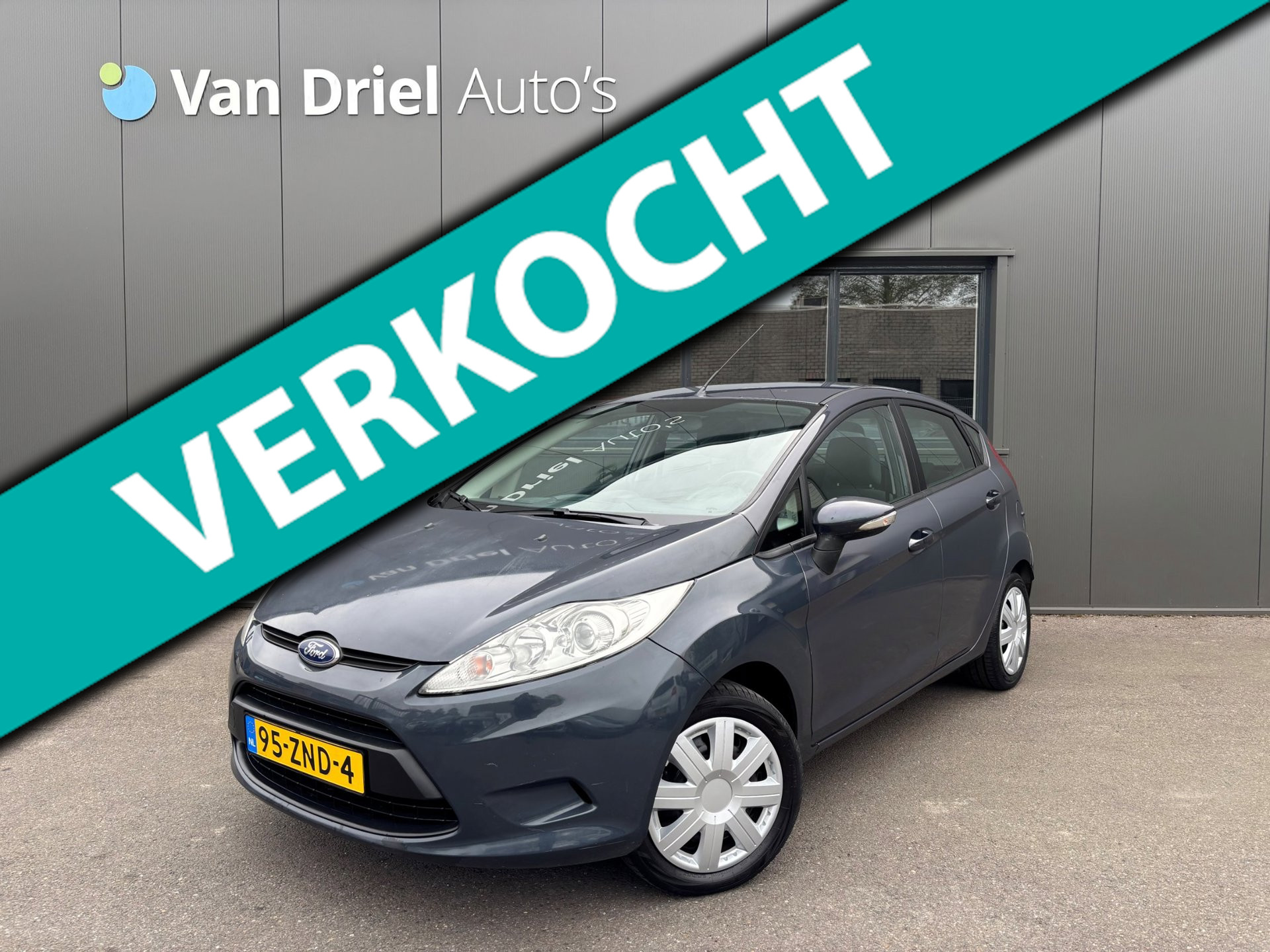 Ford Fiesta 1.25 Champion / Airco / Radio! 2012 - voorkant