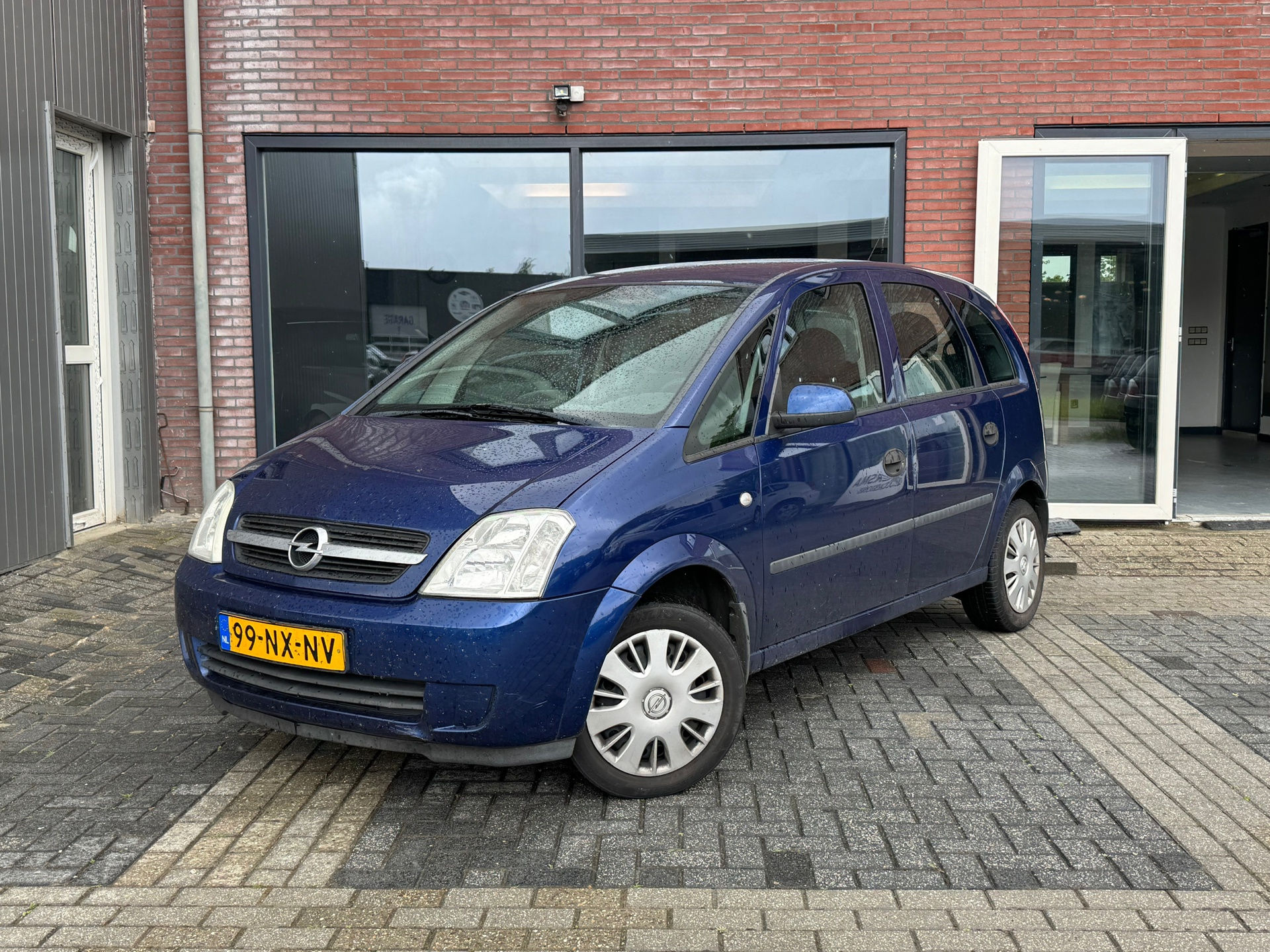 Opel Meriva-a 1.6 Enjoy | 02-2027 APK | Trekhaak | 2004 - voorkant