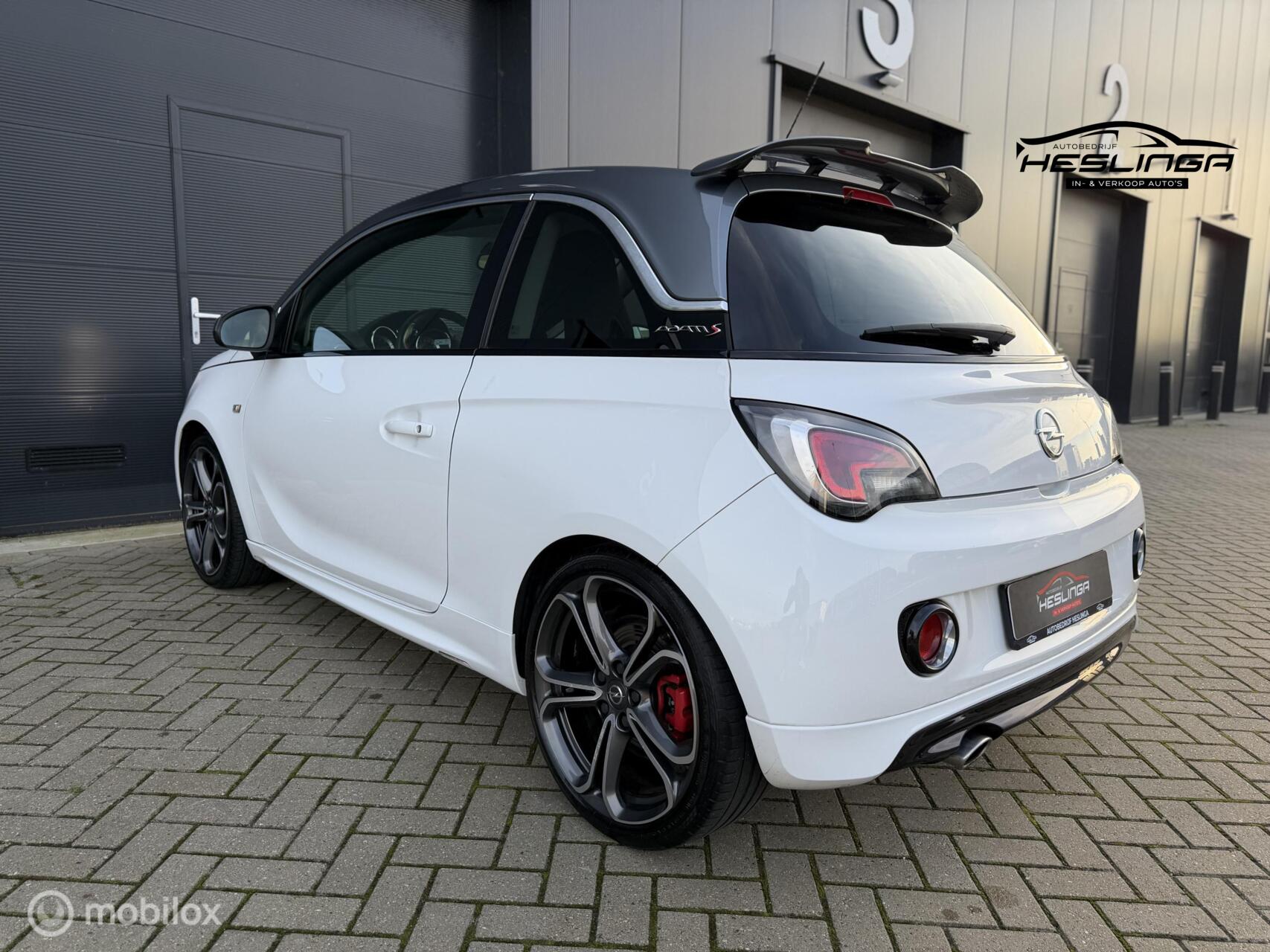 Foto van Opel Adam