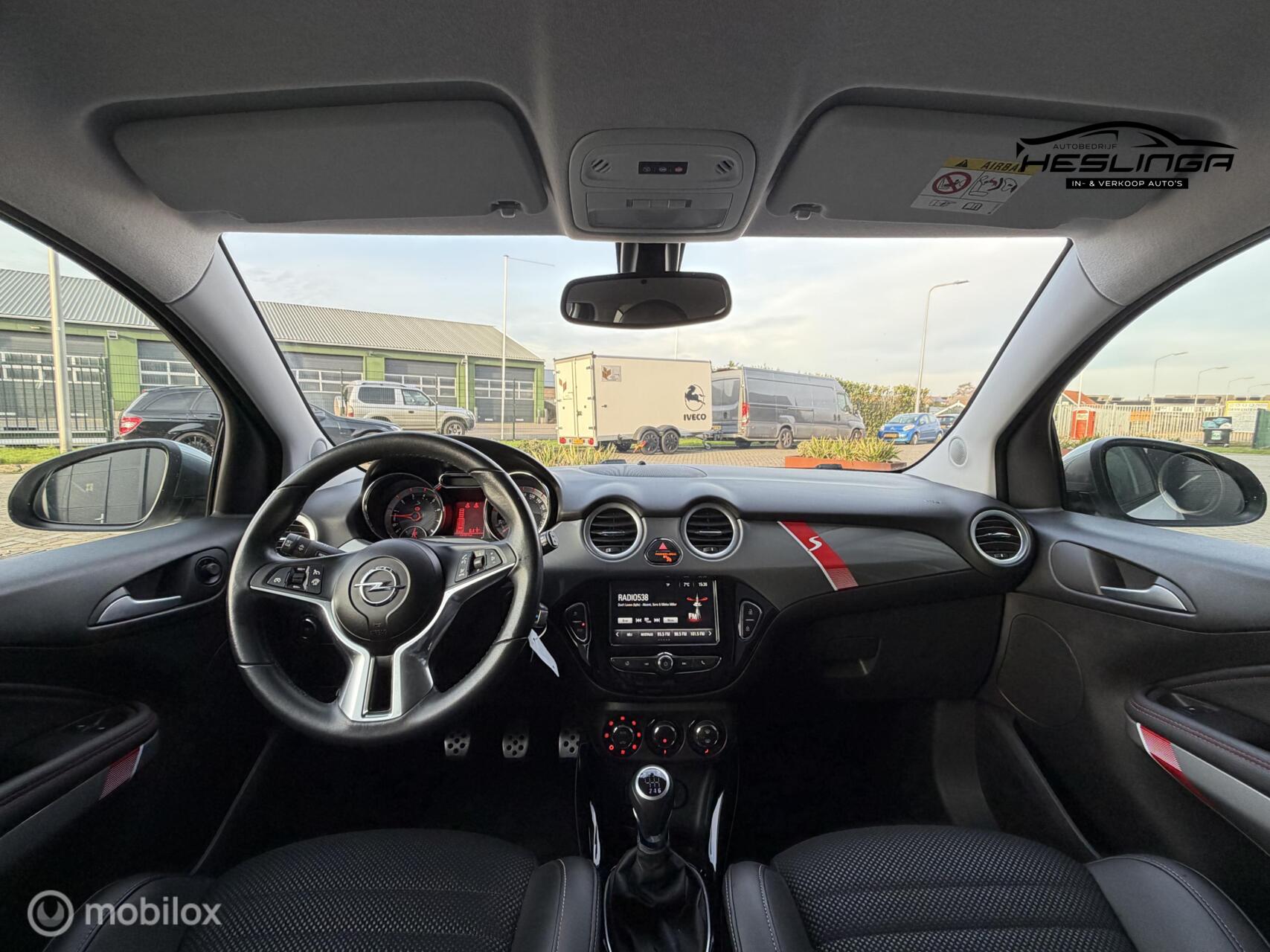Foto van Opel Adam