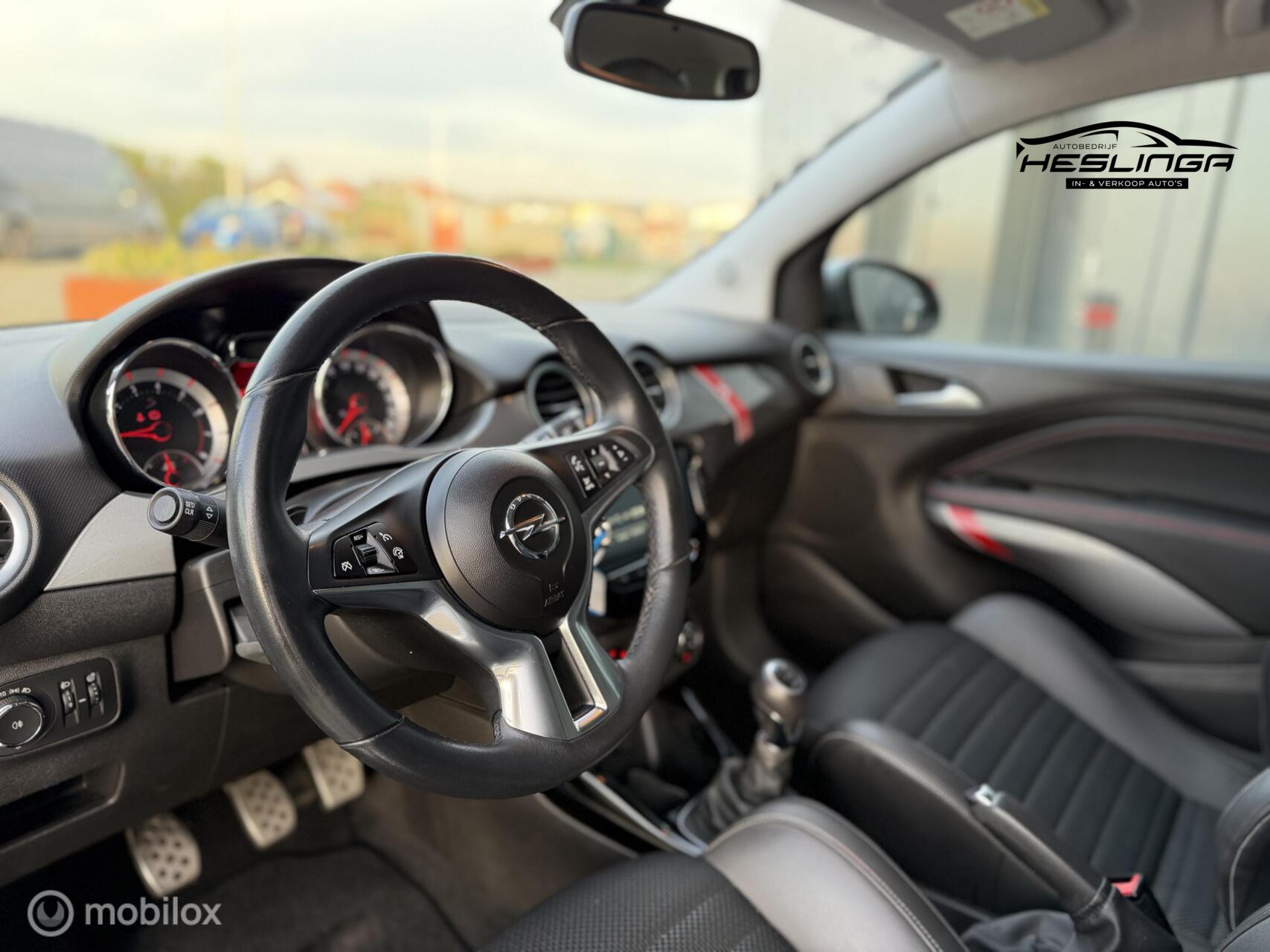 Foto van Opel Adam