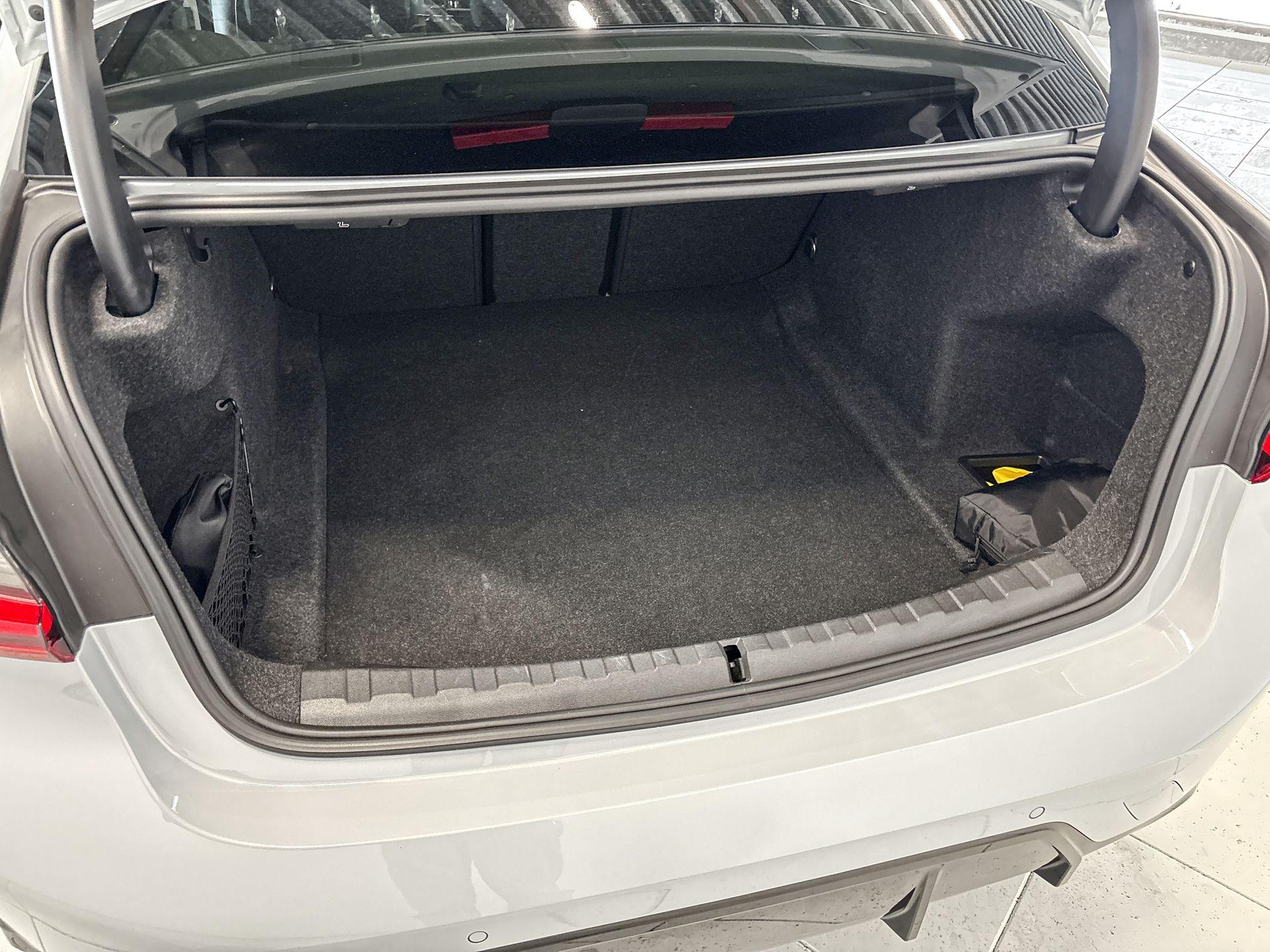 Foto van BMW 318i