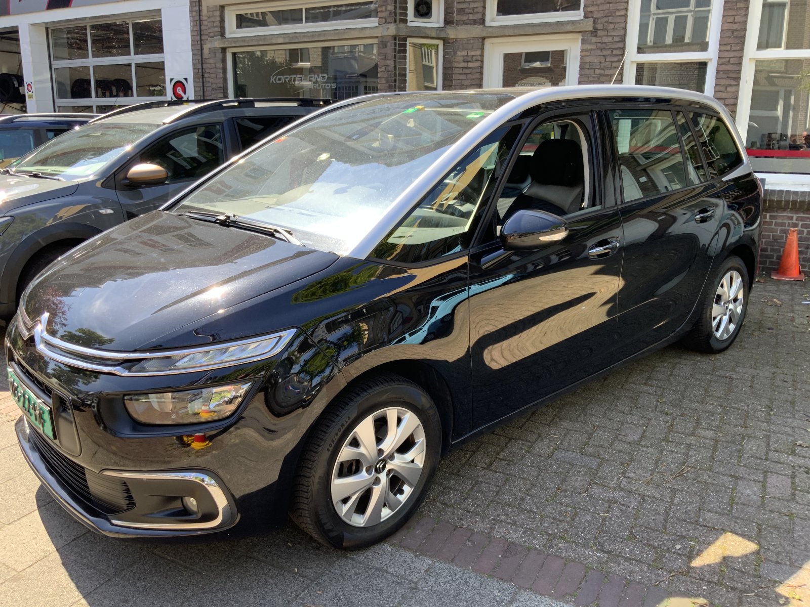 Citroen Grand C4 Picasso 1.2 PureT. Live 2017 - voorkant