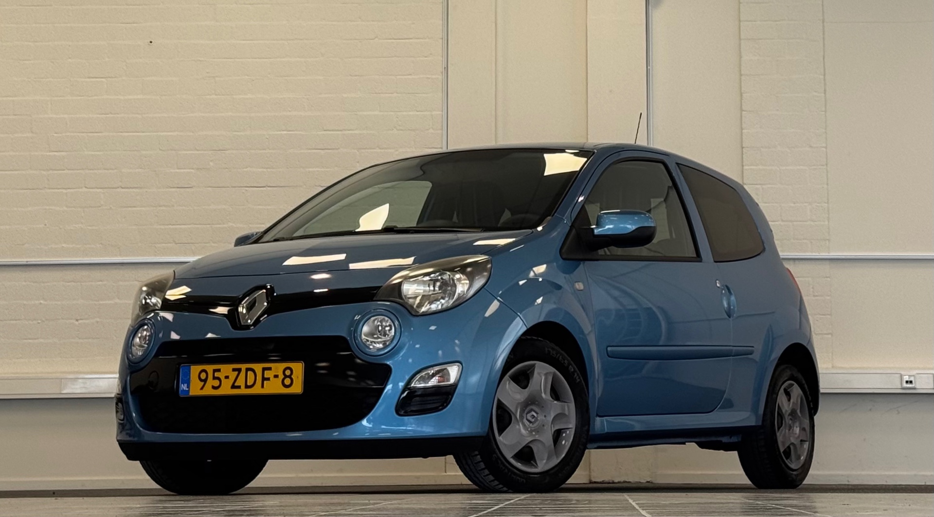 Renault Twingo 1.2i 16V Collection 1e Eigenaar Mooi! Airco Cruise control 2012 - voorkant