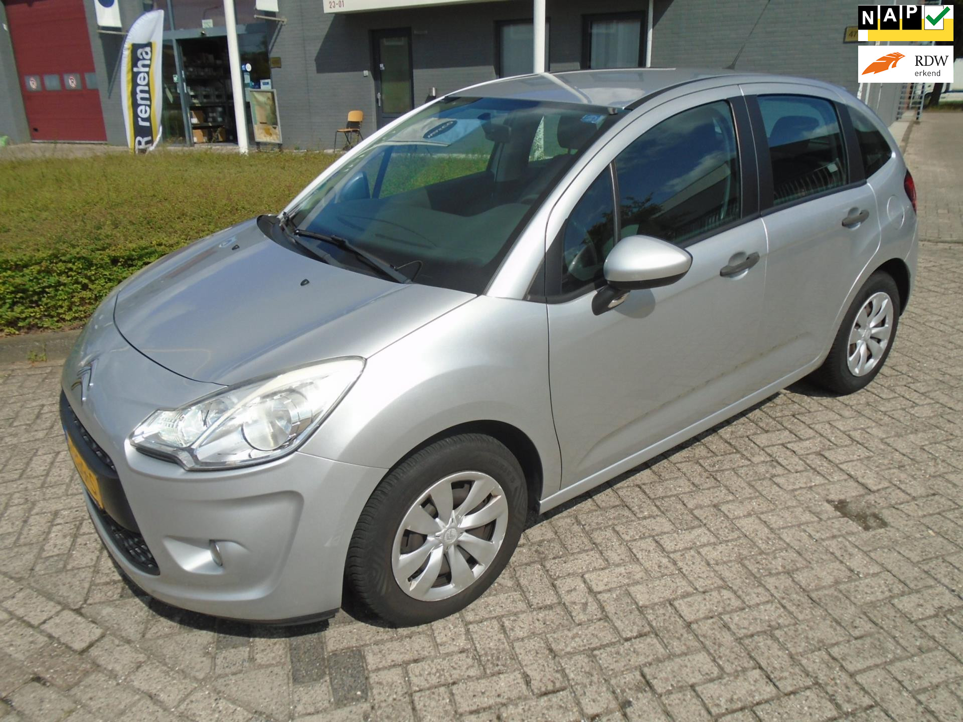 Citroen C3 1.4 Ligne Business Nieuwe Apk 2011 - voorkant
