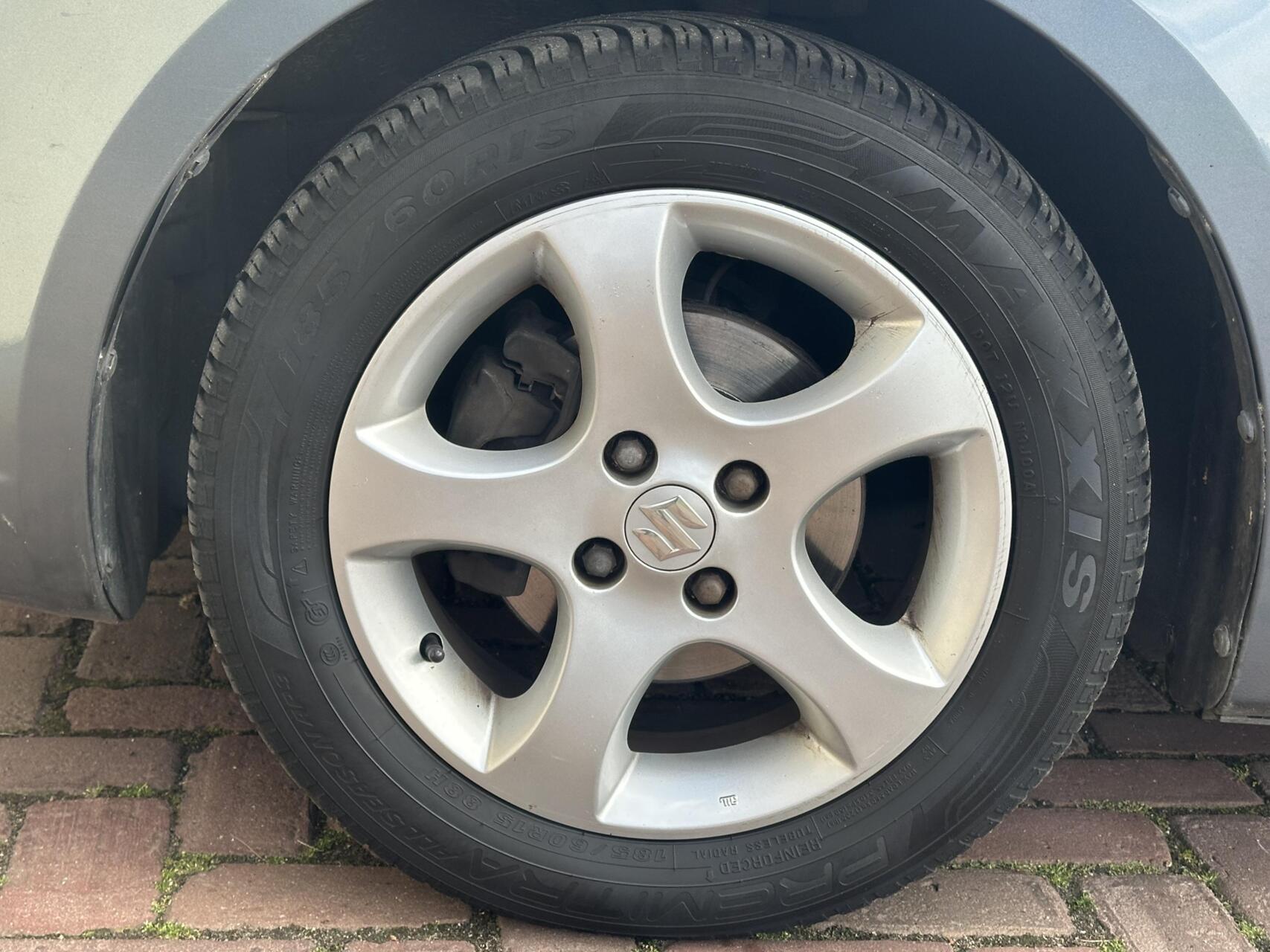 Foto van Suzuki Swift