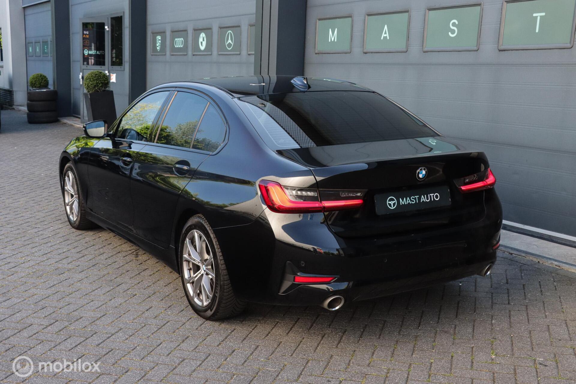 Foto van BMW 318i