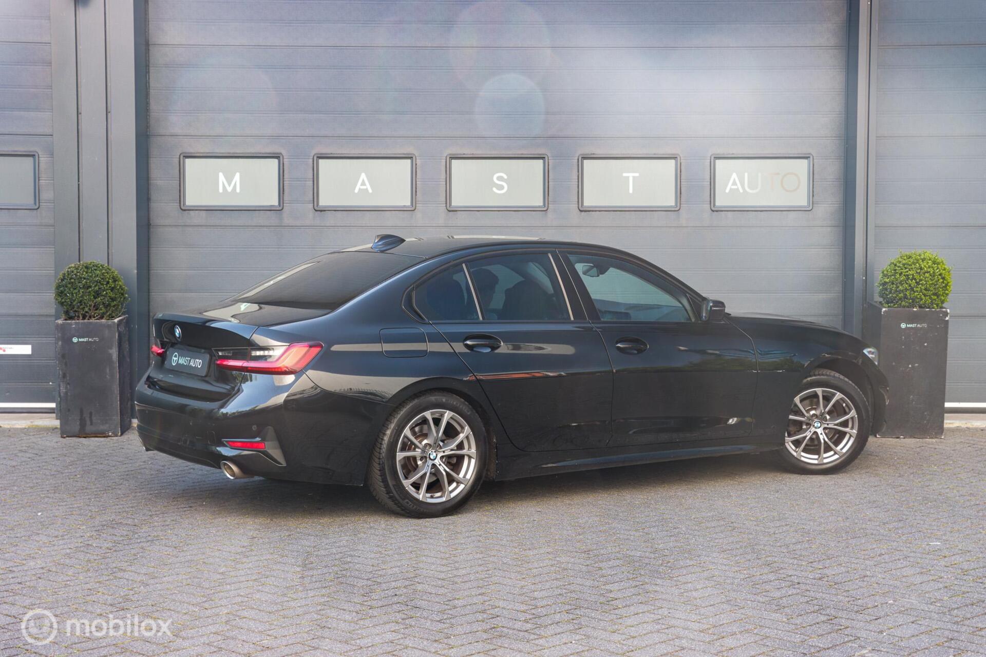 Foto van BMW 318i