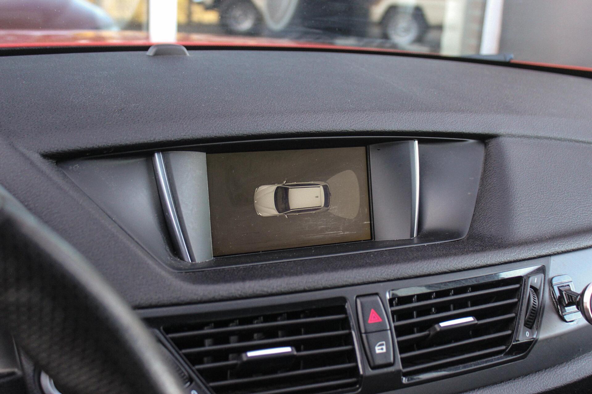 Foto van BMW X1 Sdrive18i