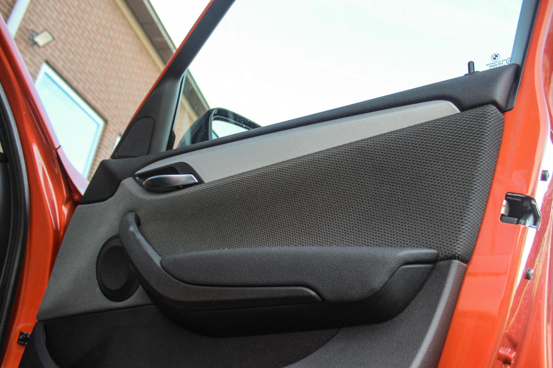 Foto van BMW X1 Sdrive18i