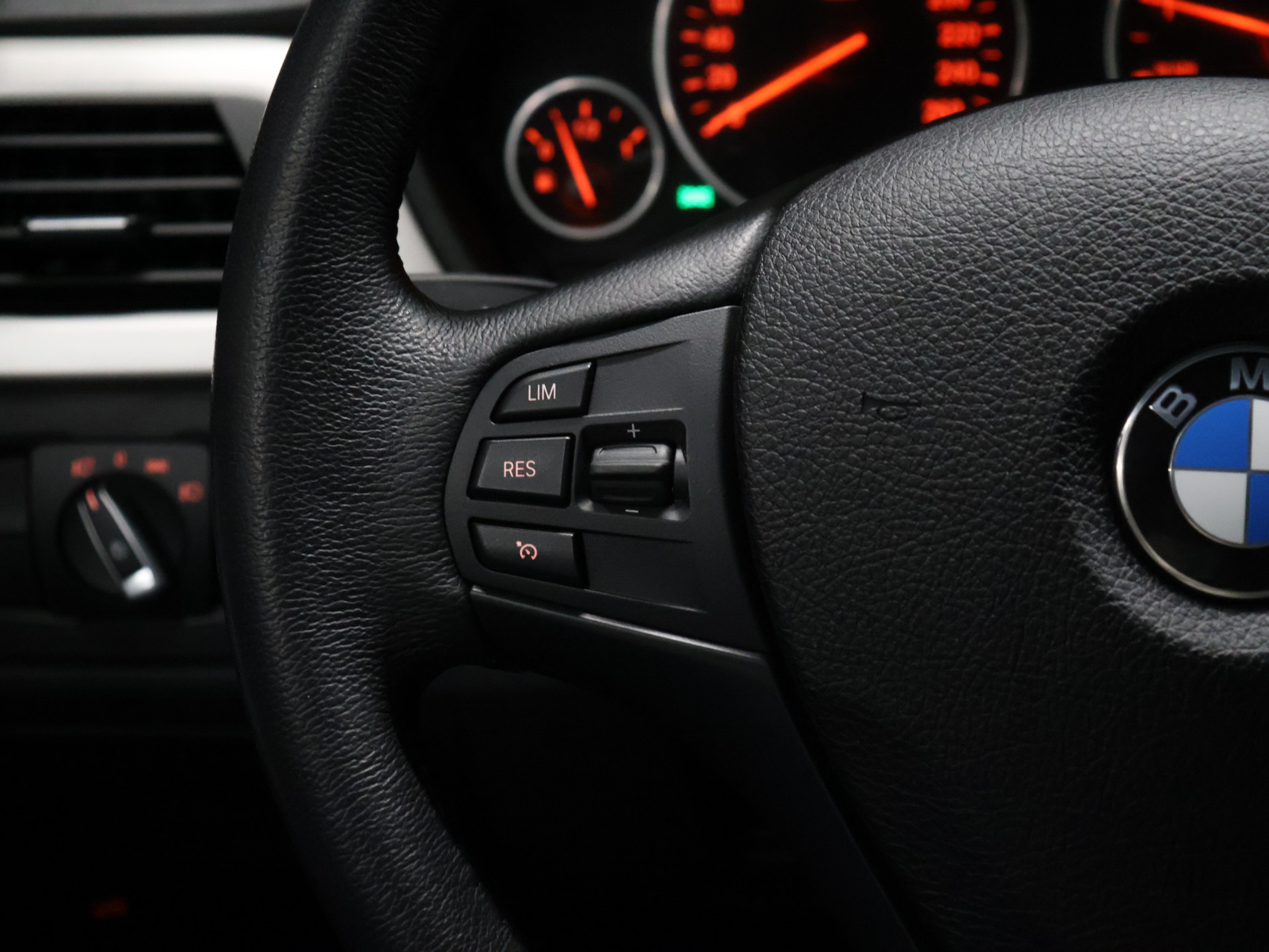 Foto van BMW 318i