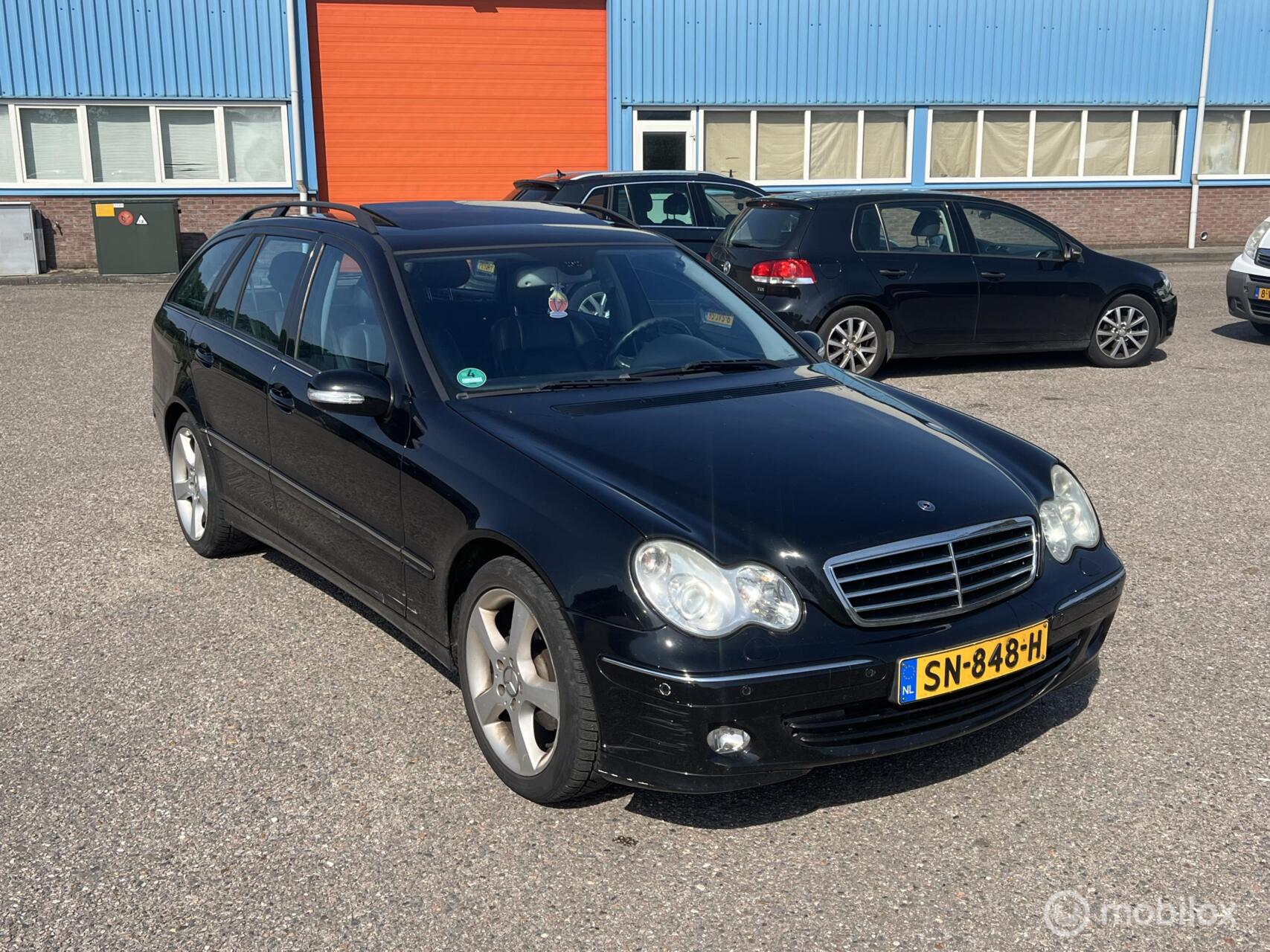 Mercedes-Benz C 200 Kompressor 200 K. Avantgarde 2004 - voorkant