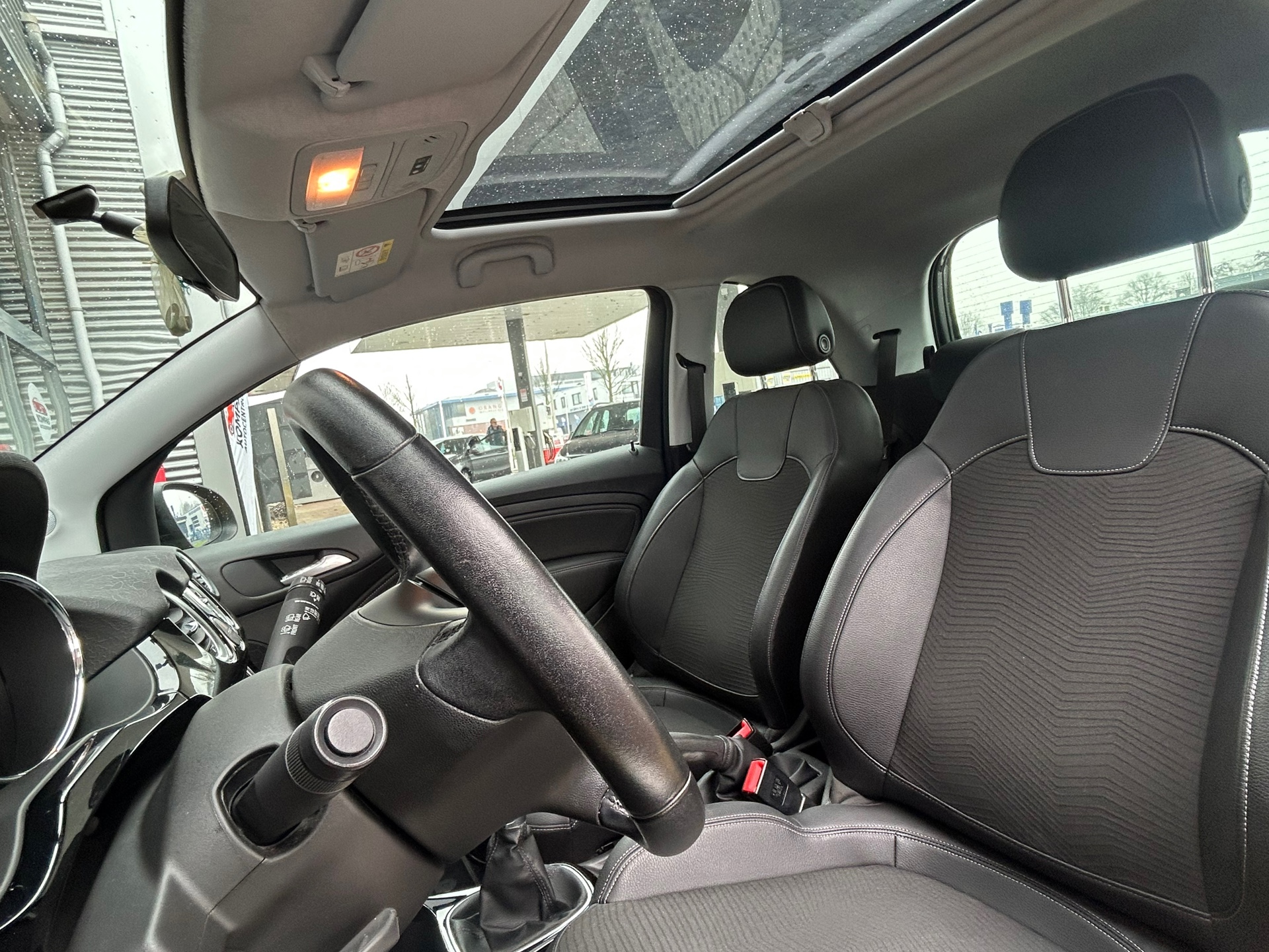 Foto van Opel Adam