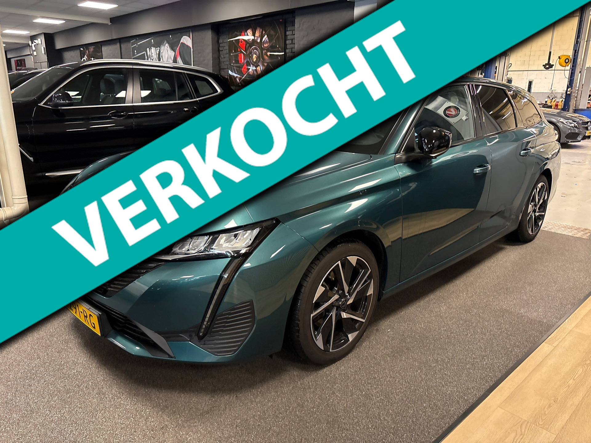 Peugeot 308 1.2 PureTech Allure Pack Business/navi/CarPlay/camera/leder/ 2023 - voorkant
