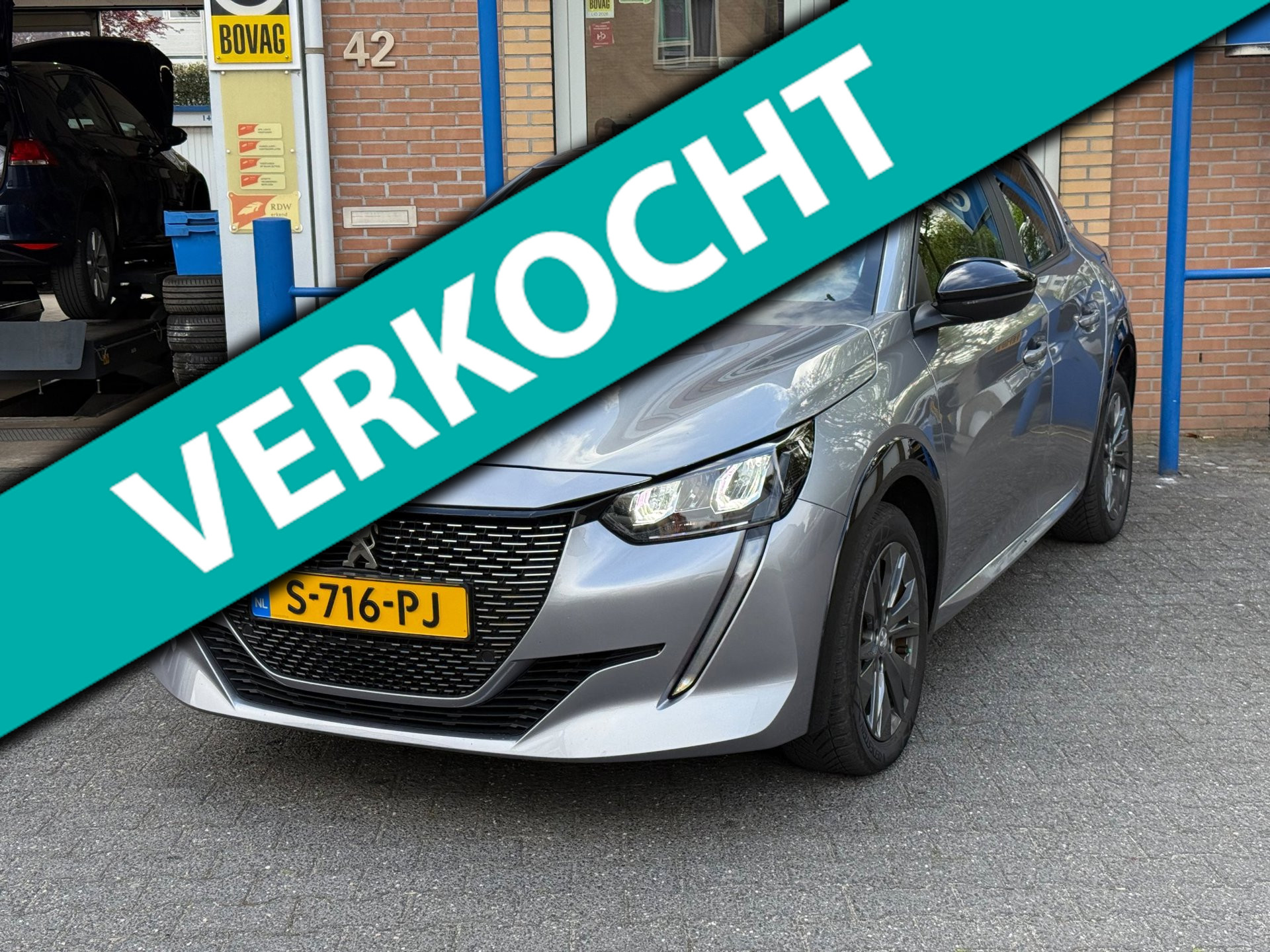 Peugeot 208 EV Active Pack 2023 - voorkant
