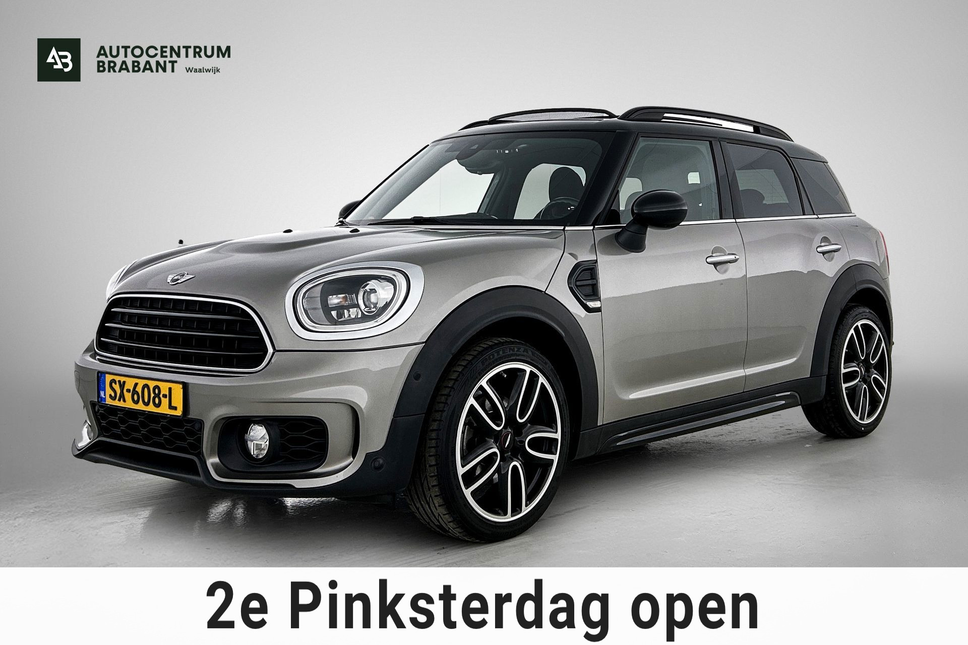 Foto van MINI COUNTRYMAN COOPER