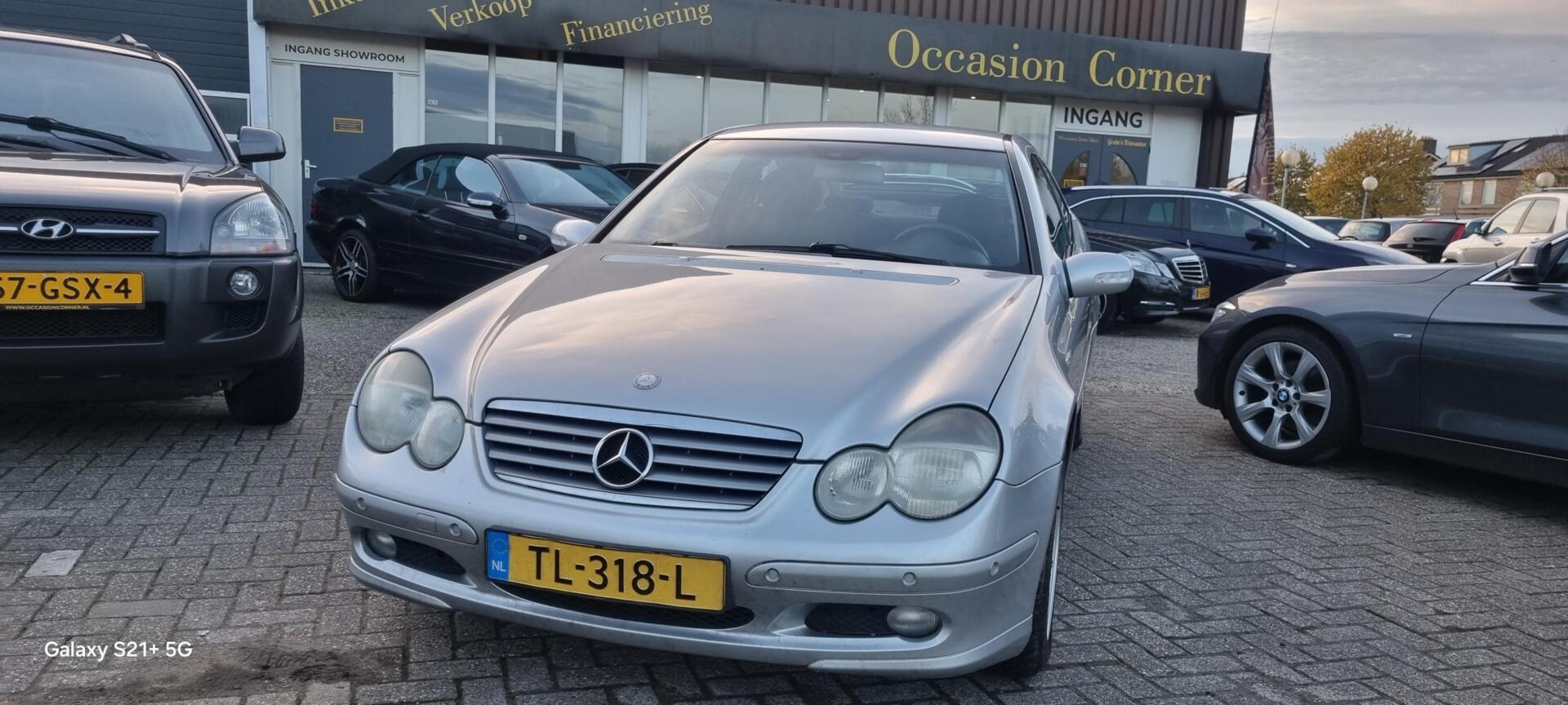 Mercedes-Benz C 180 Kompressor 180 K. Amice?€2199,-?afgeleverd met nieuwe apk 2003 - voorkant